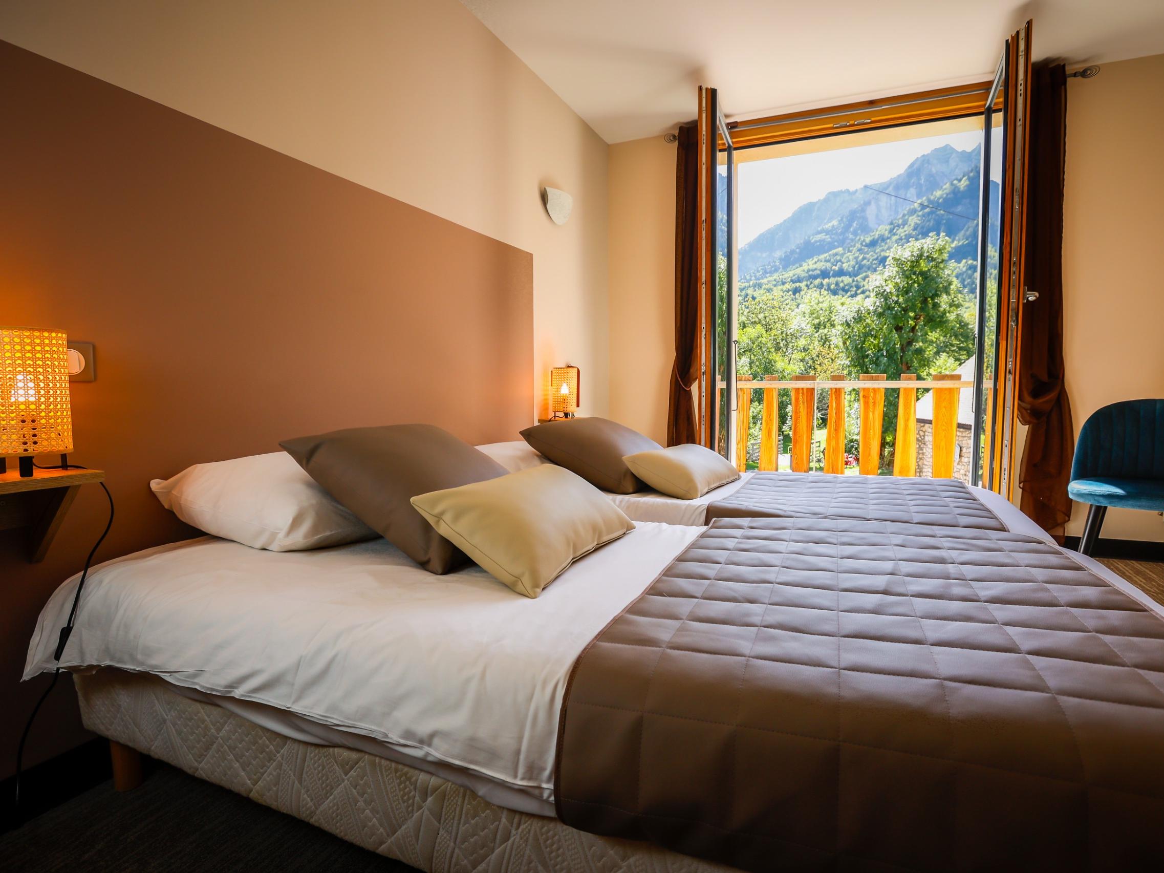 Logis Hôtel Au Gai Soleil du Mont Aiguille