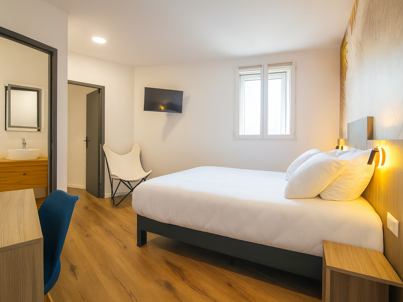 Cit\'Hotel L\'Oasis d\'Avignon