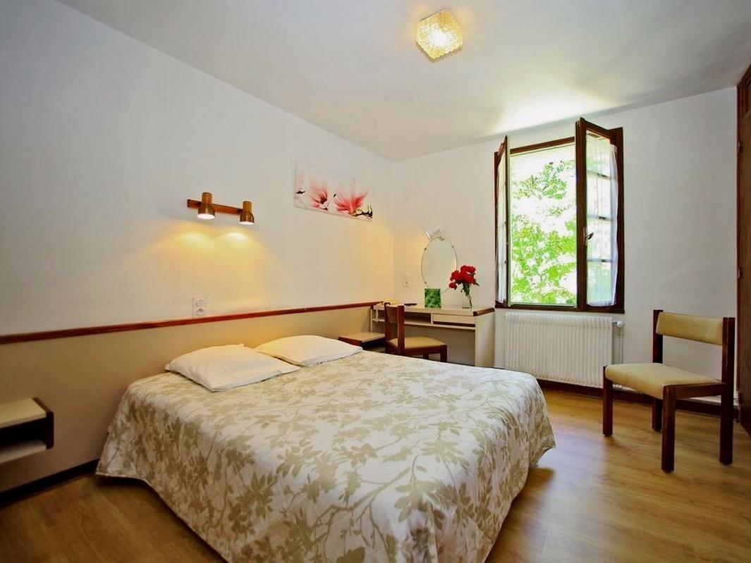 Logis Hôtel le Clos Grand