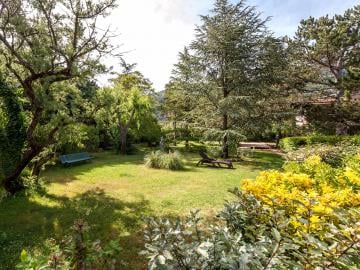 Logis Hôtel Lou Pèbre d'Aï