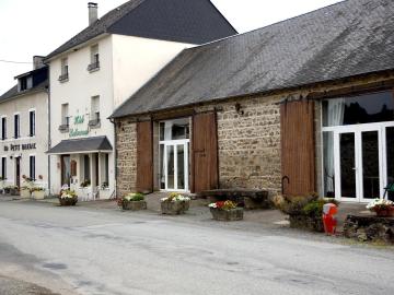 Logis Hôtel Au Petit Breuil
