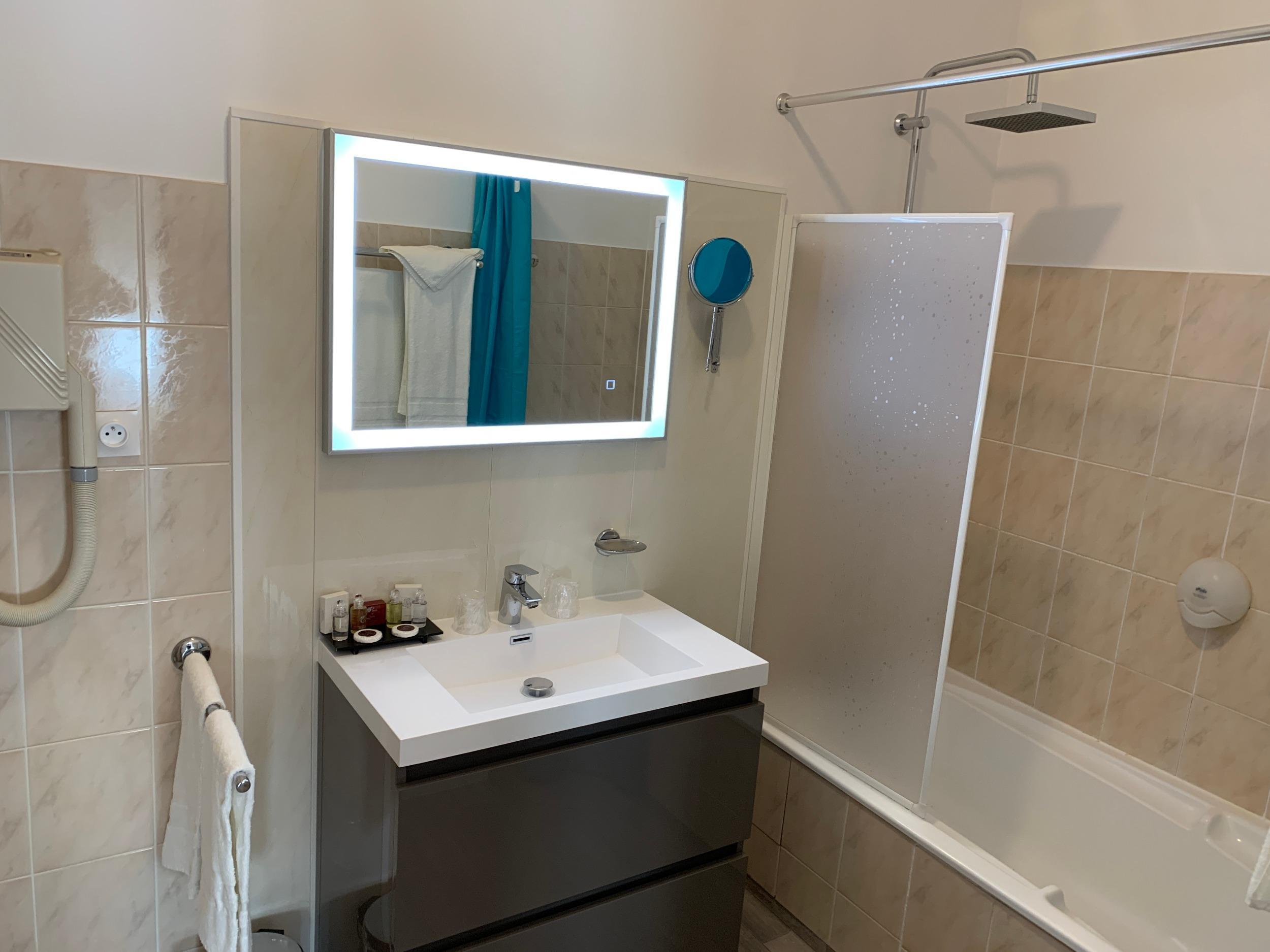 Logis Hôtel les Rives du Plantié