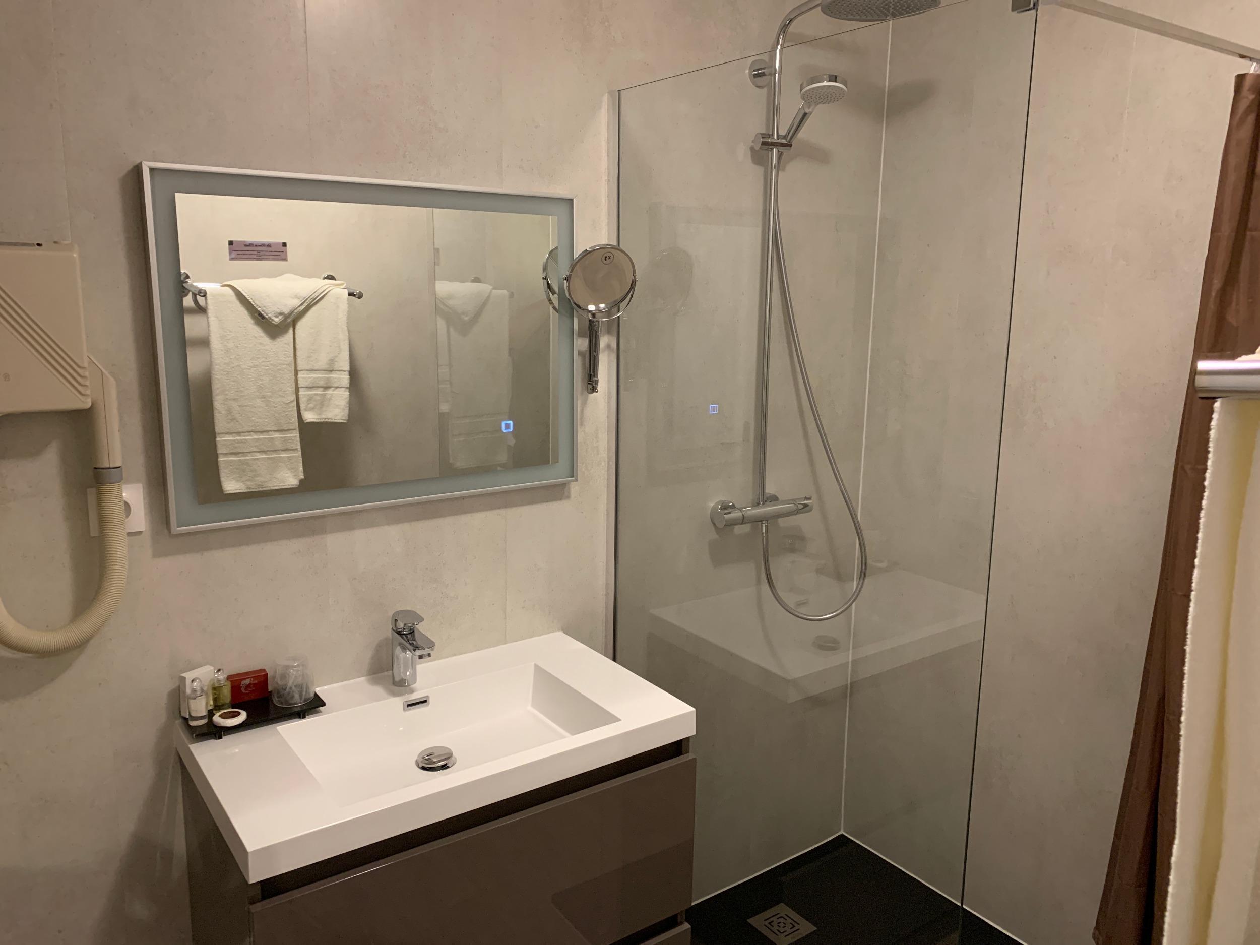 Logis Hôtel les Rives du Plantié