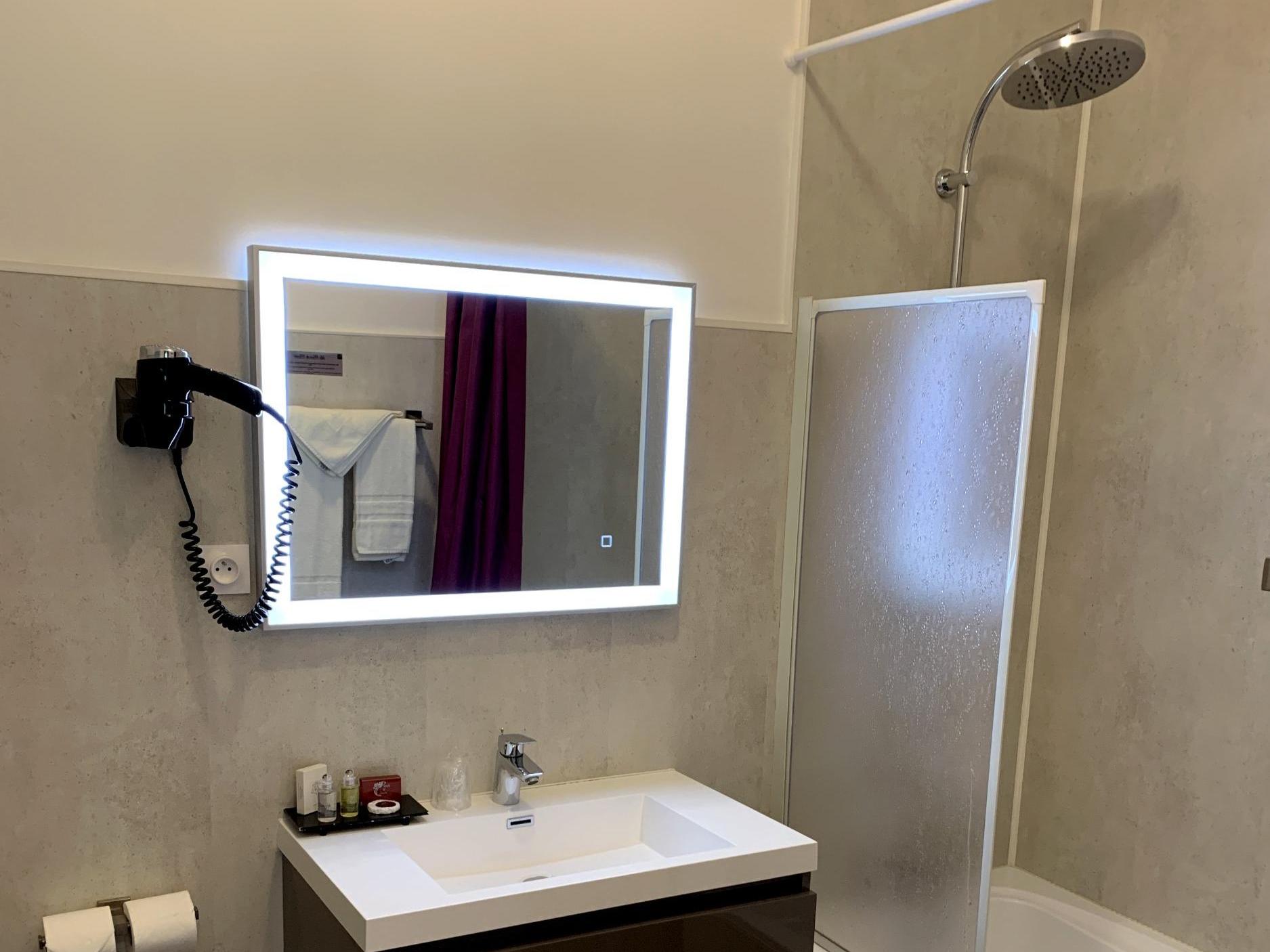 Logis Hôtel les Rives du Plantié