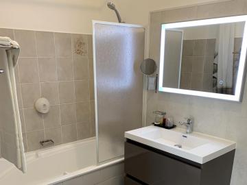 Logis Hôtel les Rives du Plantié