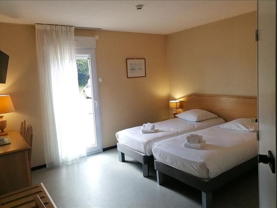 Logis Hôtel du Commerce