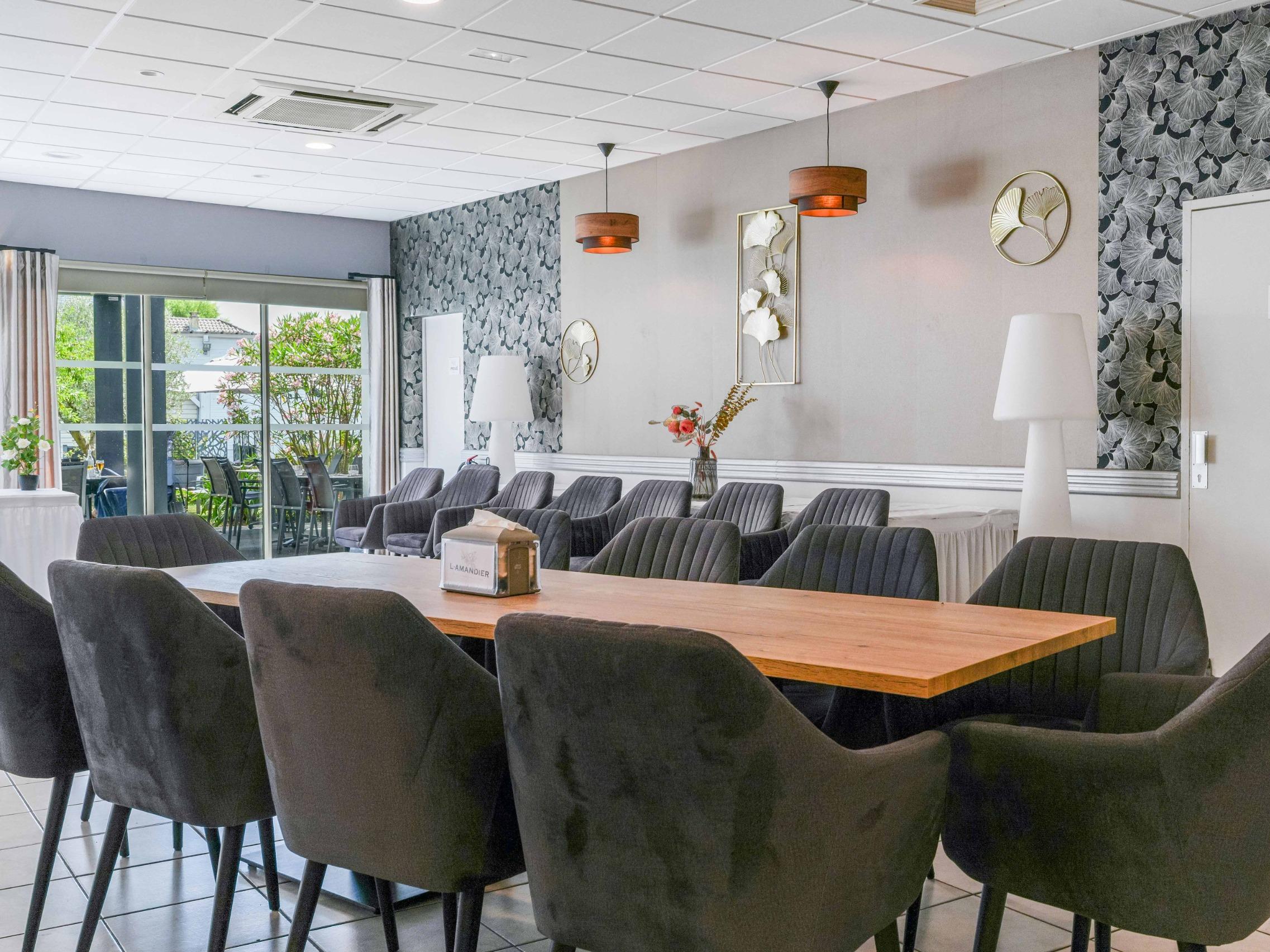 Logis Hôtel l\'Amandier