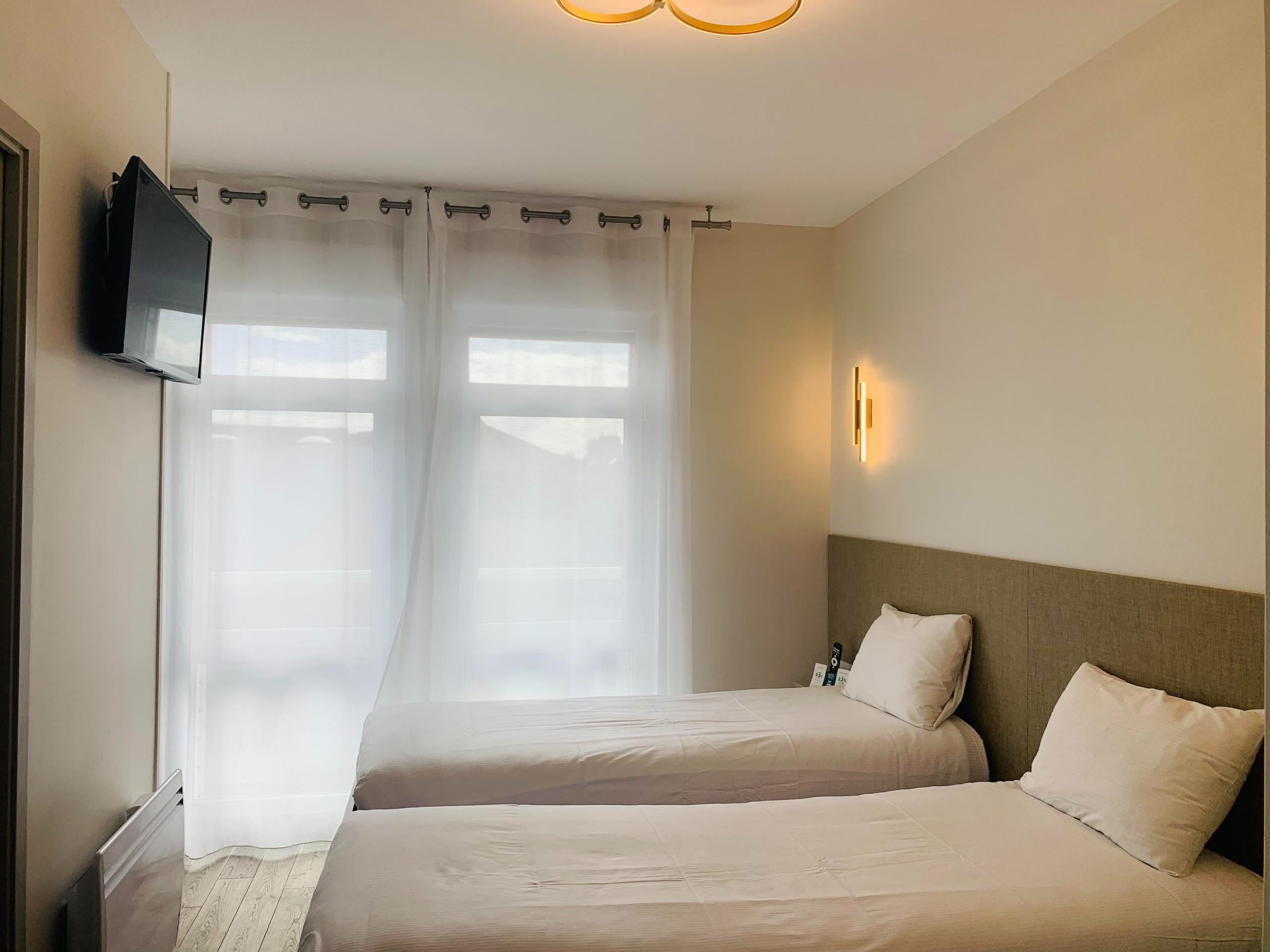 Logis Hôtel Saint-Guirec et de la Plage