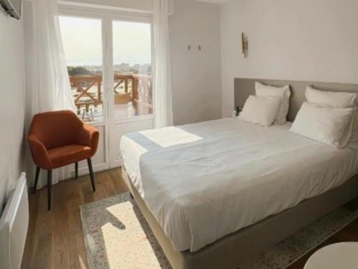 Logis Hôtel Saint-Guirec et de la Plage