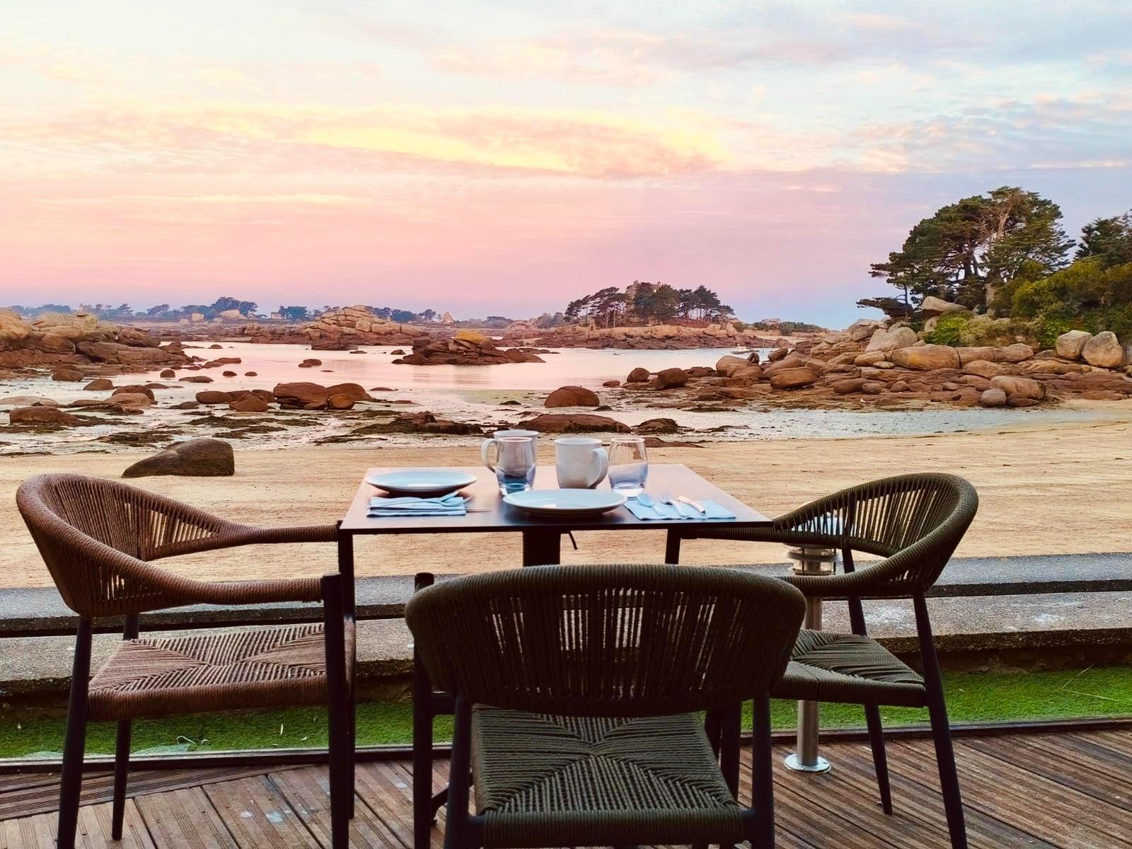 Logis Hôtel Saint-Guirec et de la Plage