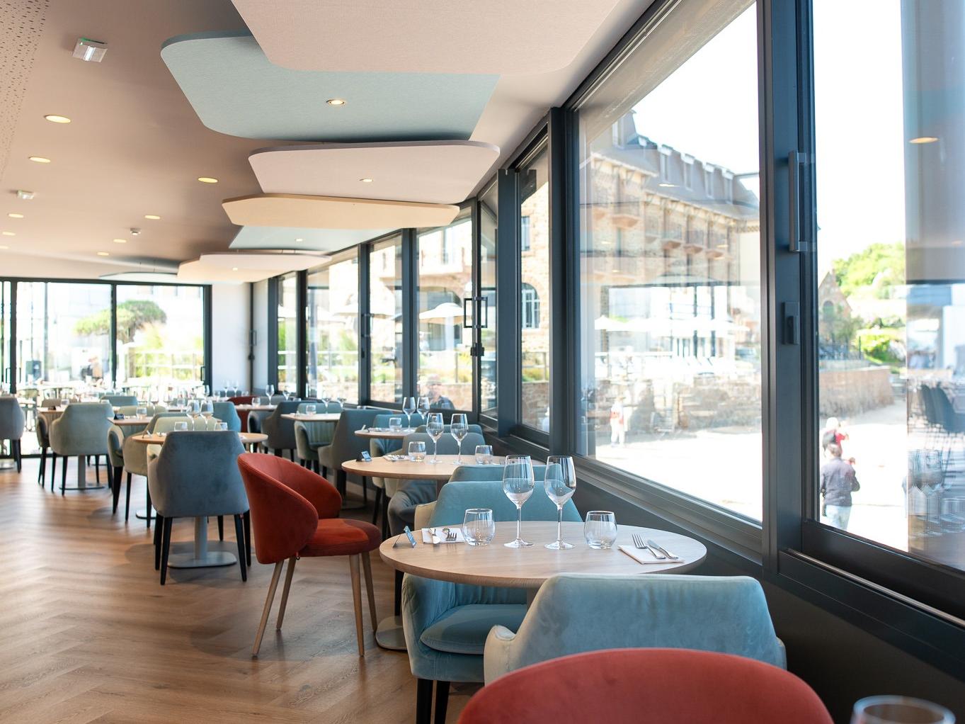 Logis Hôtel Saint-Guirec et de la Plage