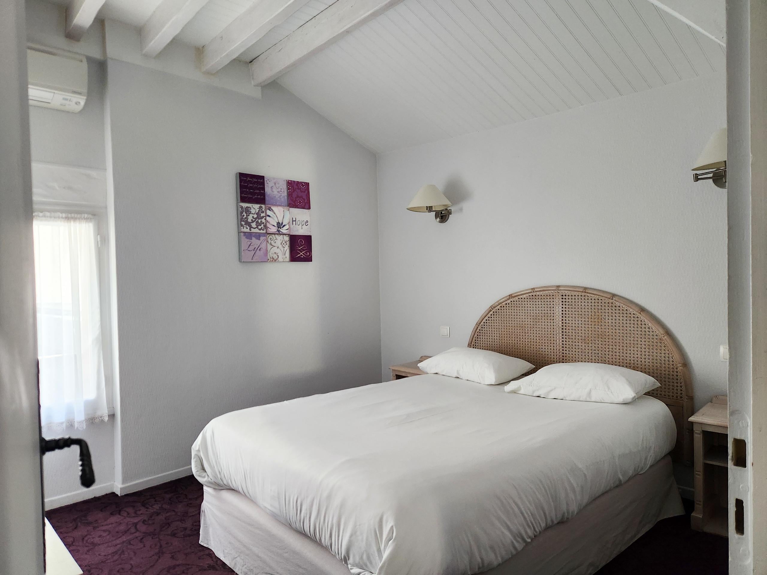 Logis Hôtel le Relais Champenois et du Lion d\'Or