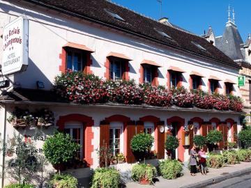 Logis Hôtel le Relais Champenois et du Lion d'Or