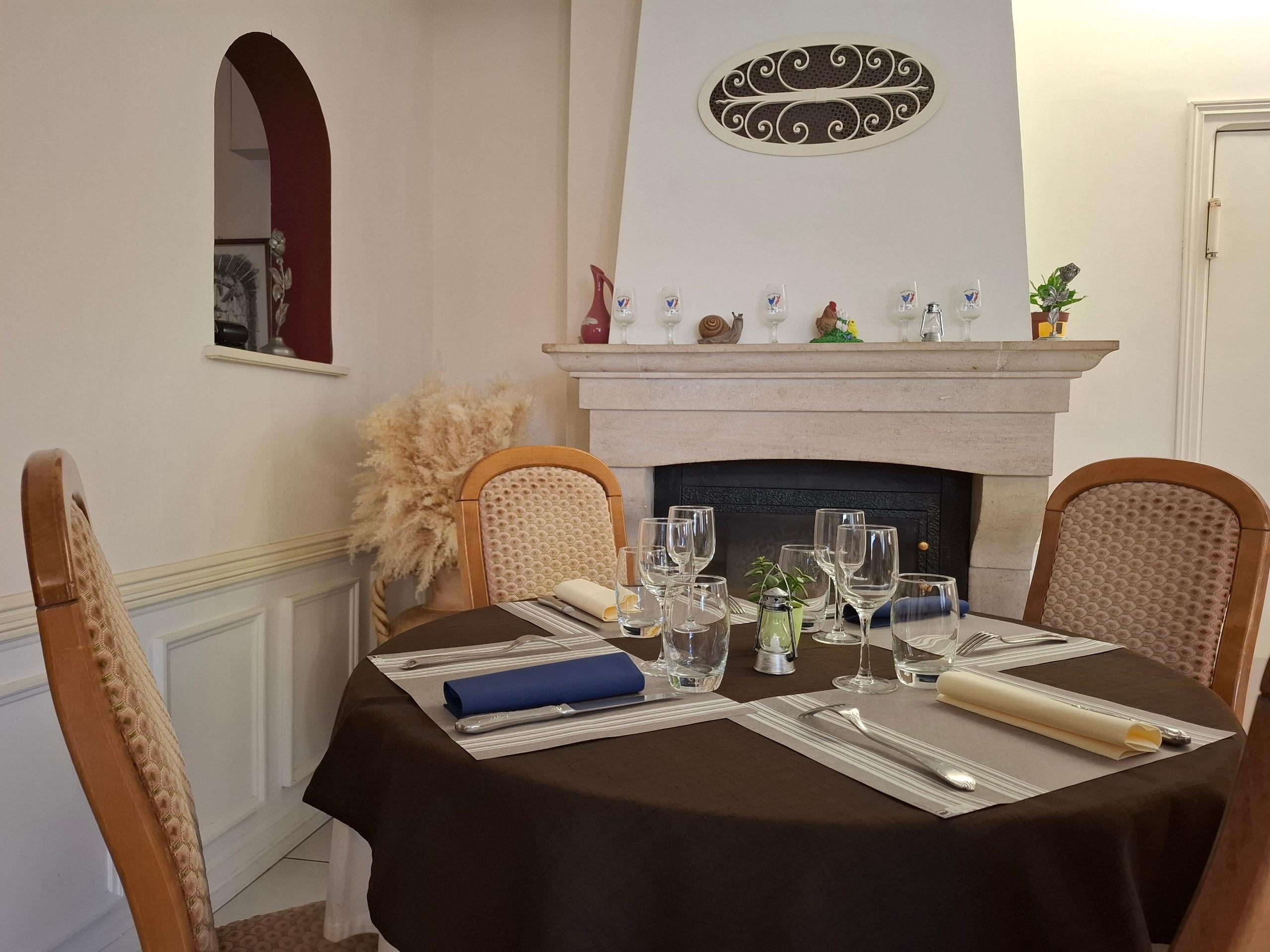 Logis Hôtel Au Puits Enchanté