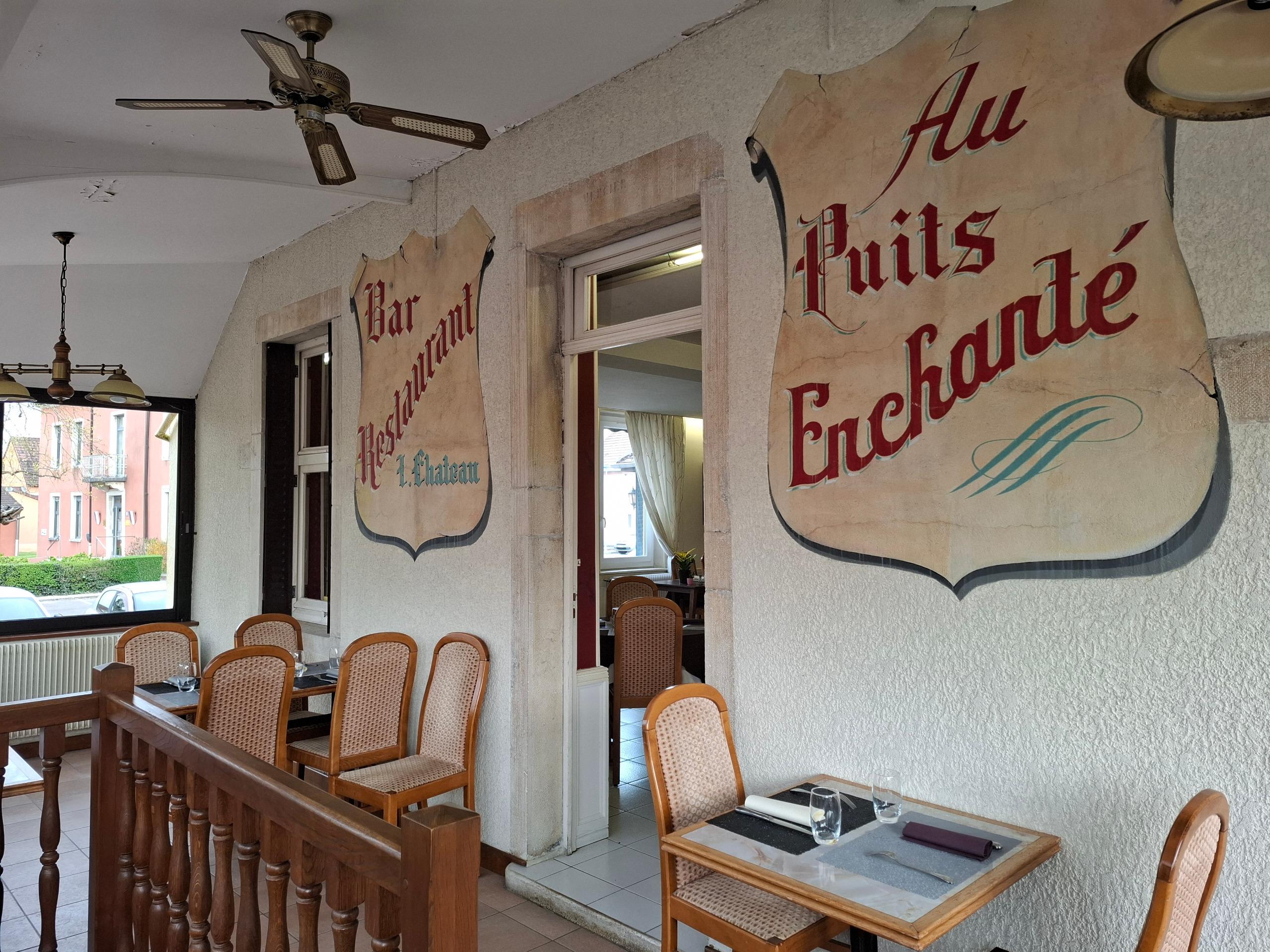 Logis Hôtel Au Puits Enchanté