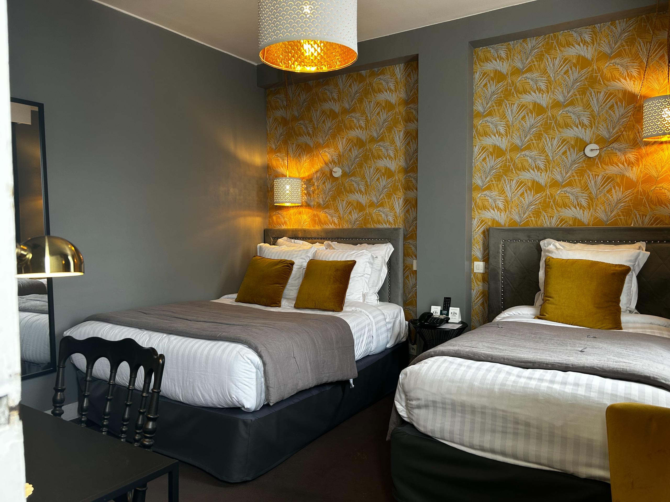 Logis Hôtel du Boeuf Couronné Rest. l\'Amphitryon