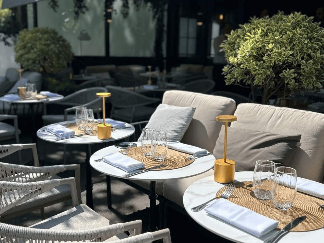 Logis Hôtel du Boeuf Couronné Rest. l\'Amphitryon