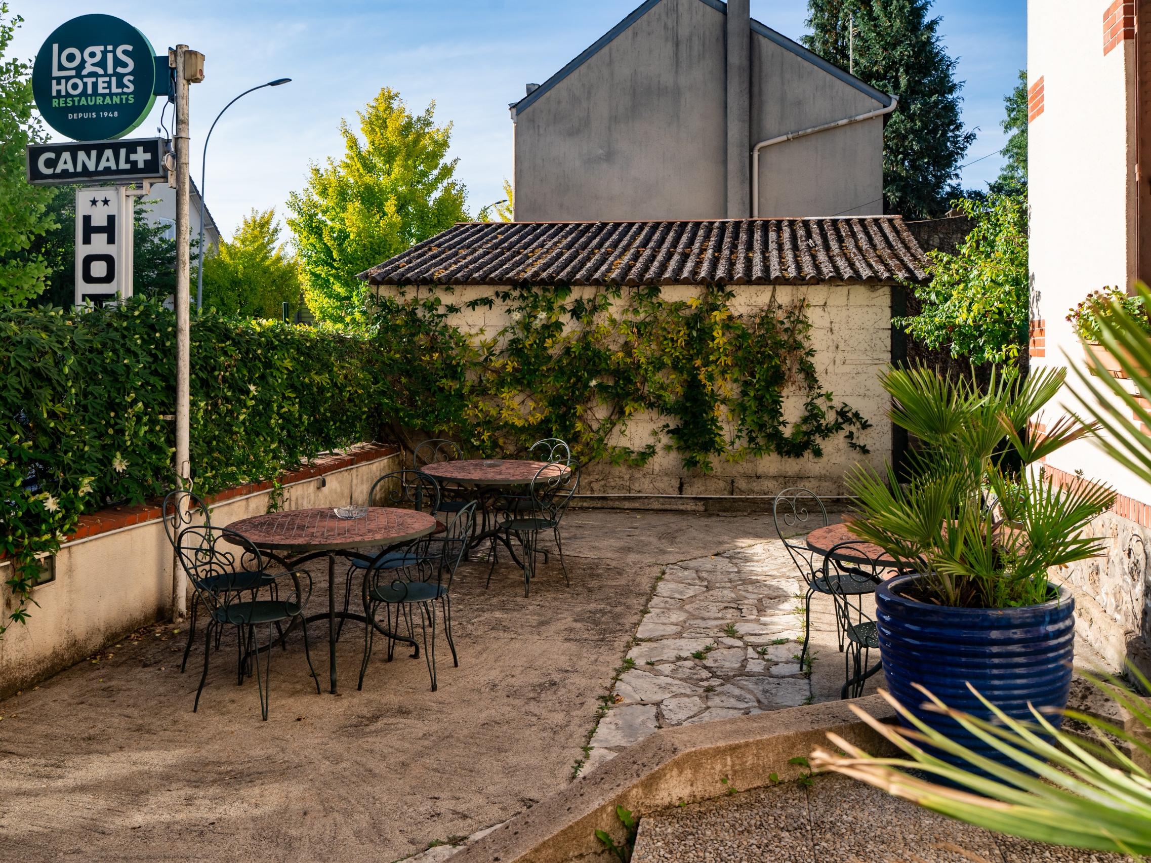 Logis Hôtel Auberge la Fontaine