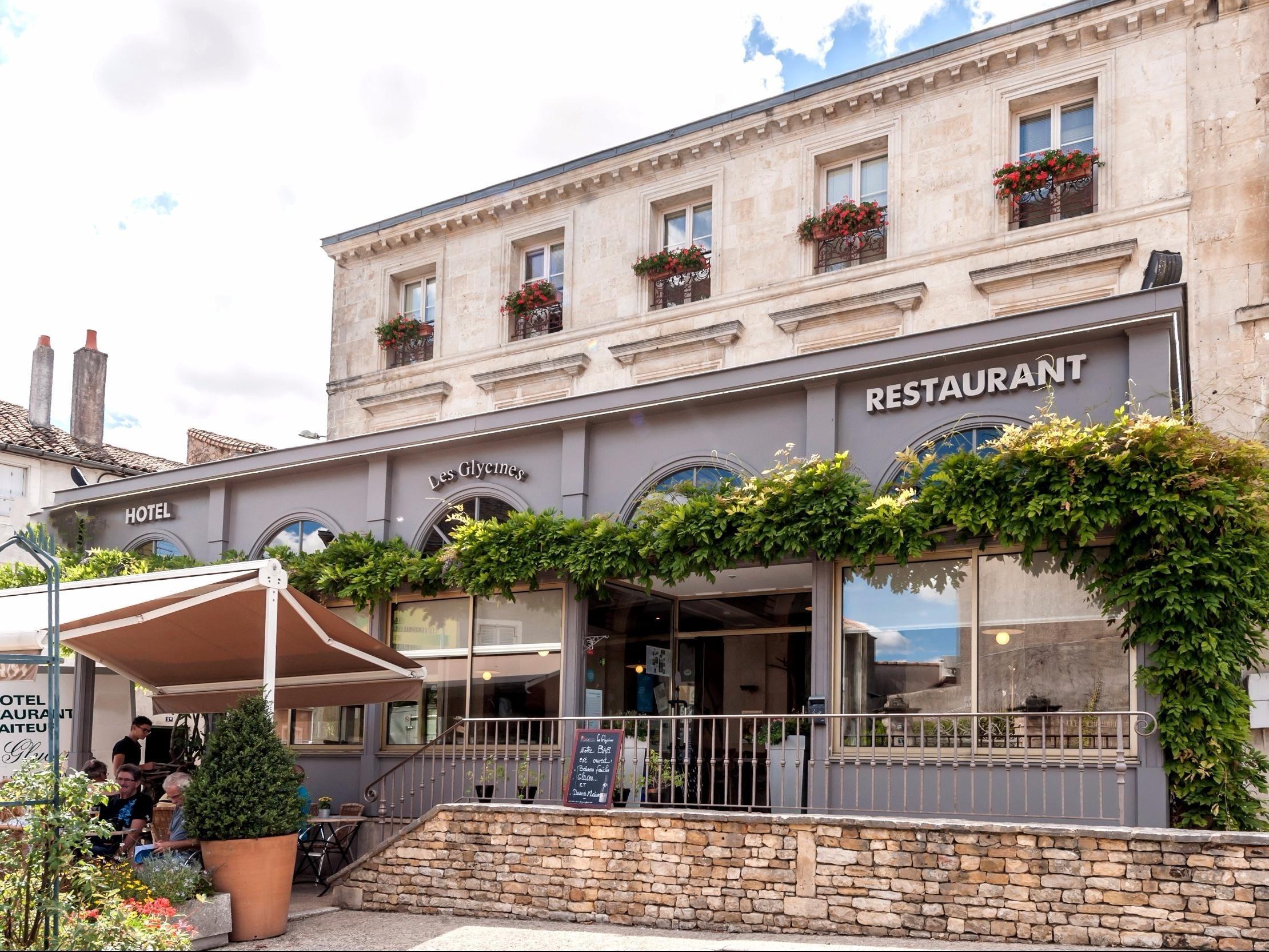 Logis Hôtel les Glycines