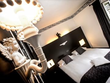Logis Hôtel Brunel le Rocher Blanc