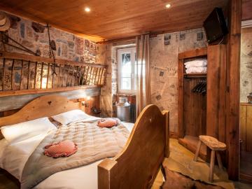 Logis Hôtel Brunel le Rocher Blanc