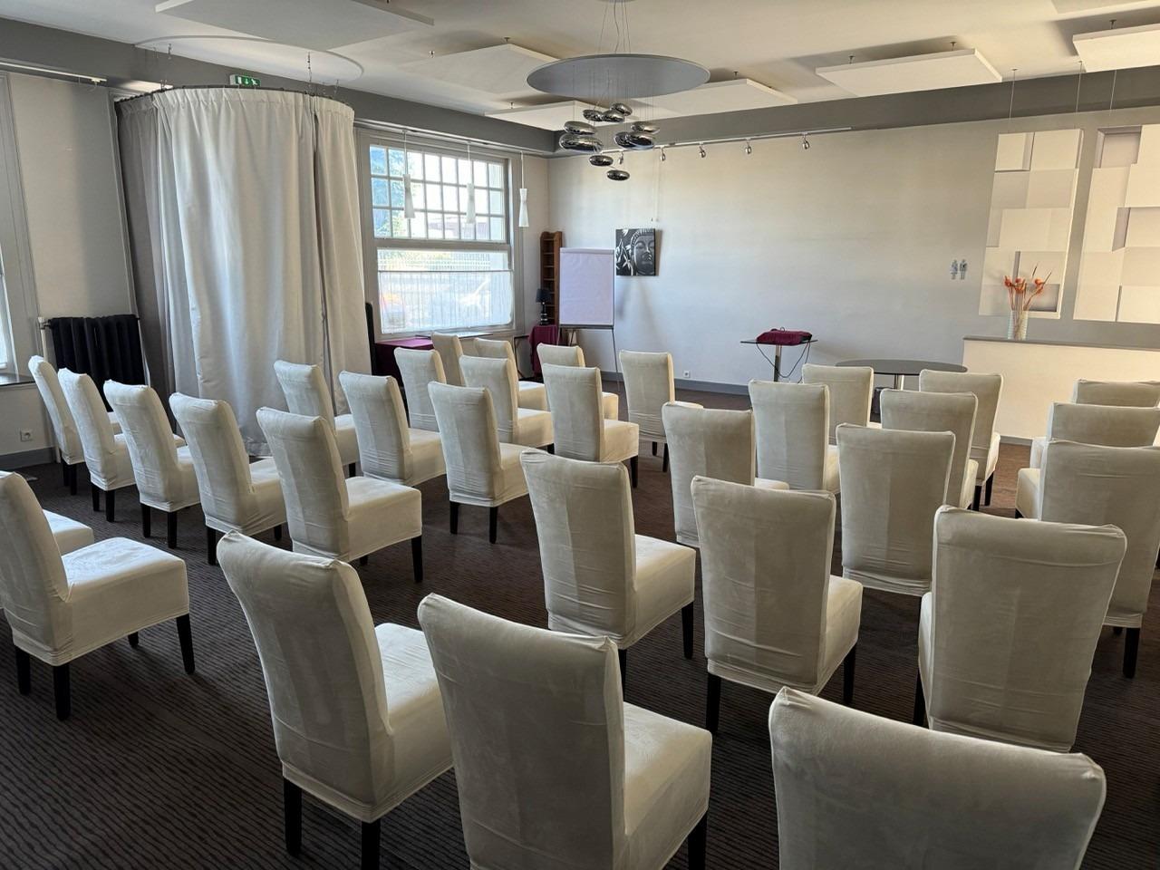 Cit\'Hotel le Capricorne