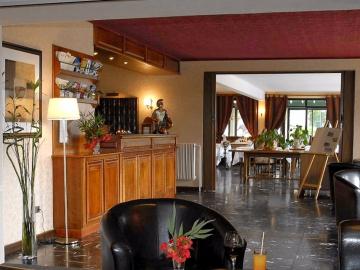 Logis Hôtel Auberge du Camp Romain