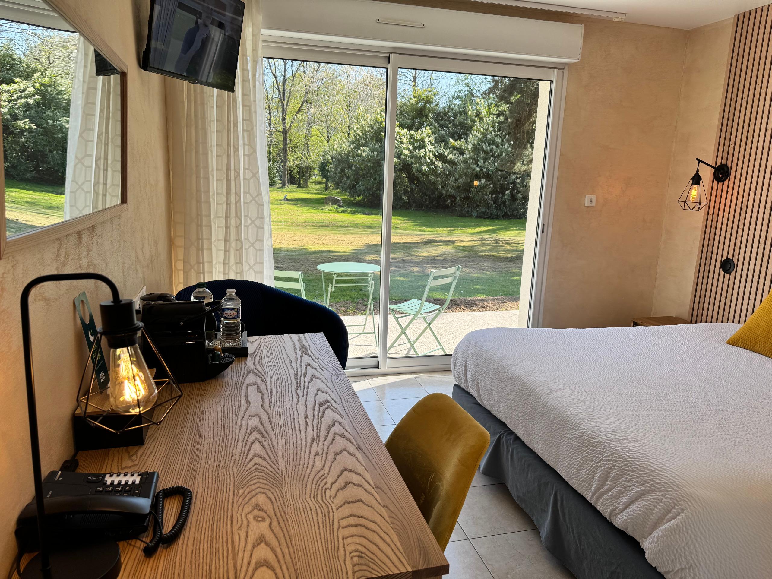 Logis Hostellerie le Châtel