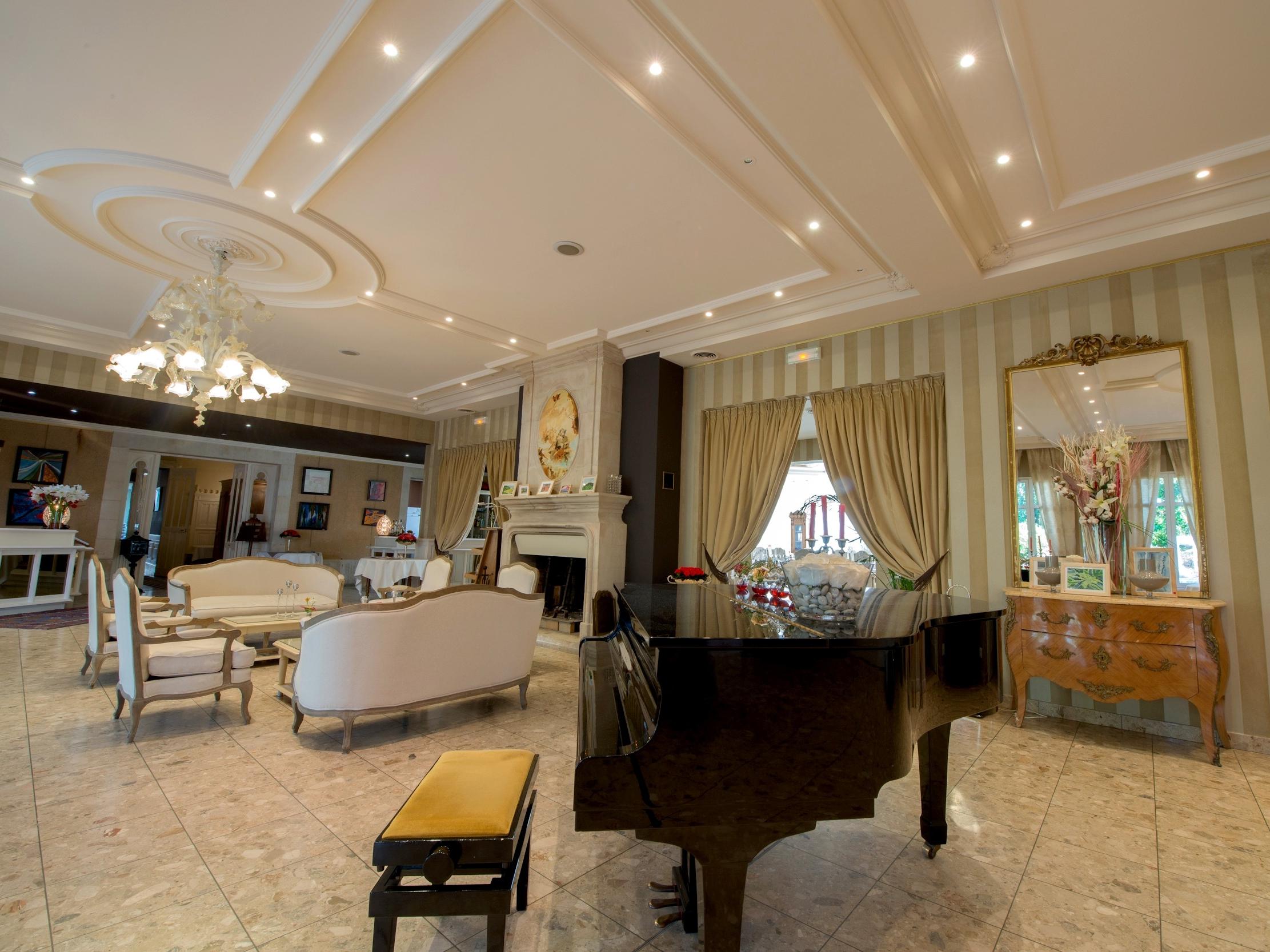 Logis Château le Clos de la Ribaudière