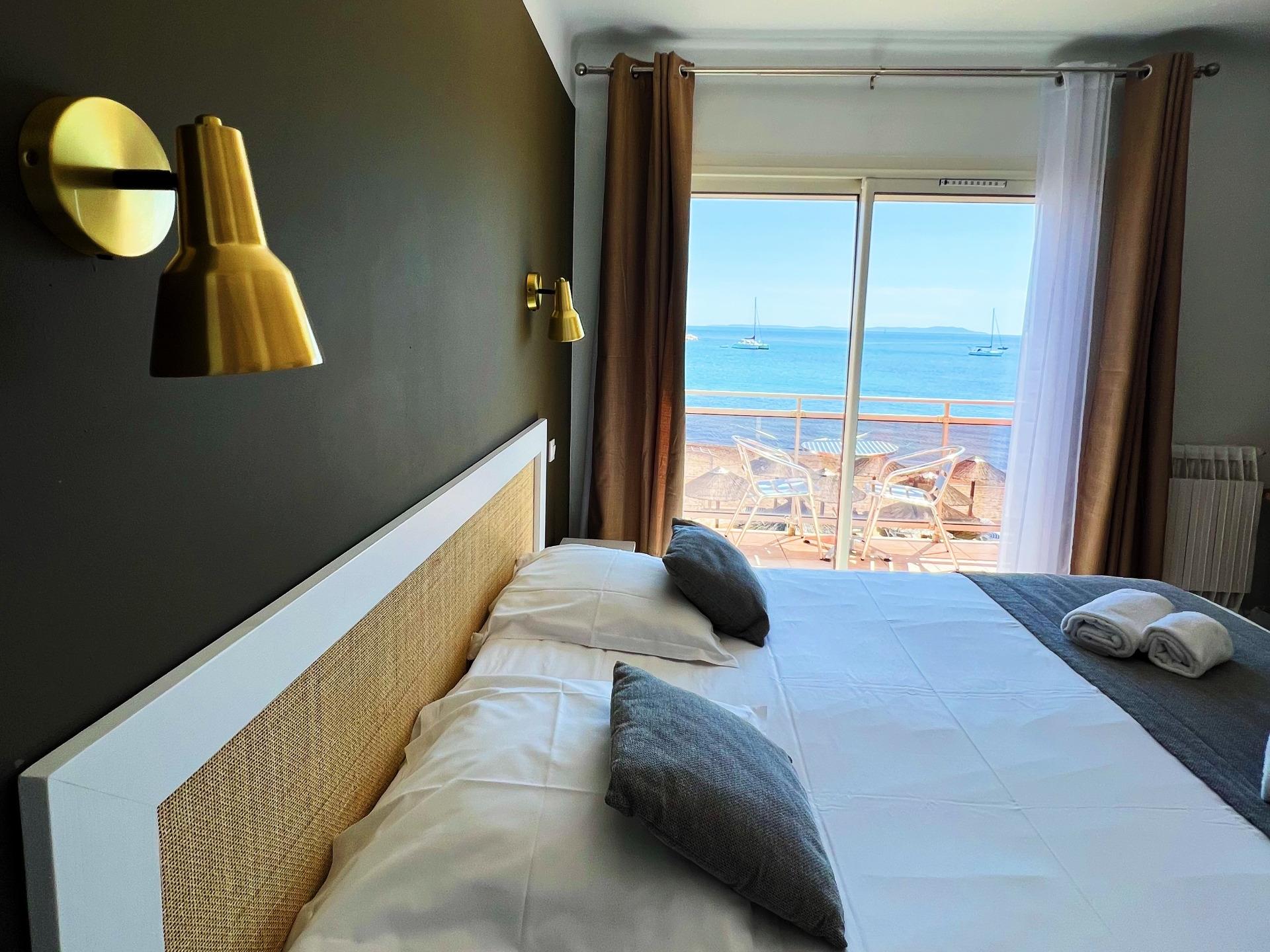 Cit\'Hotel la Potinière