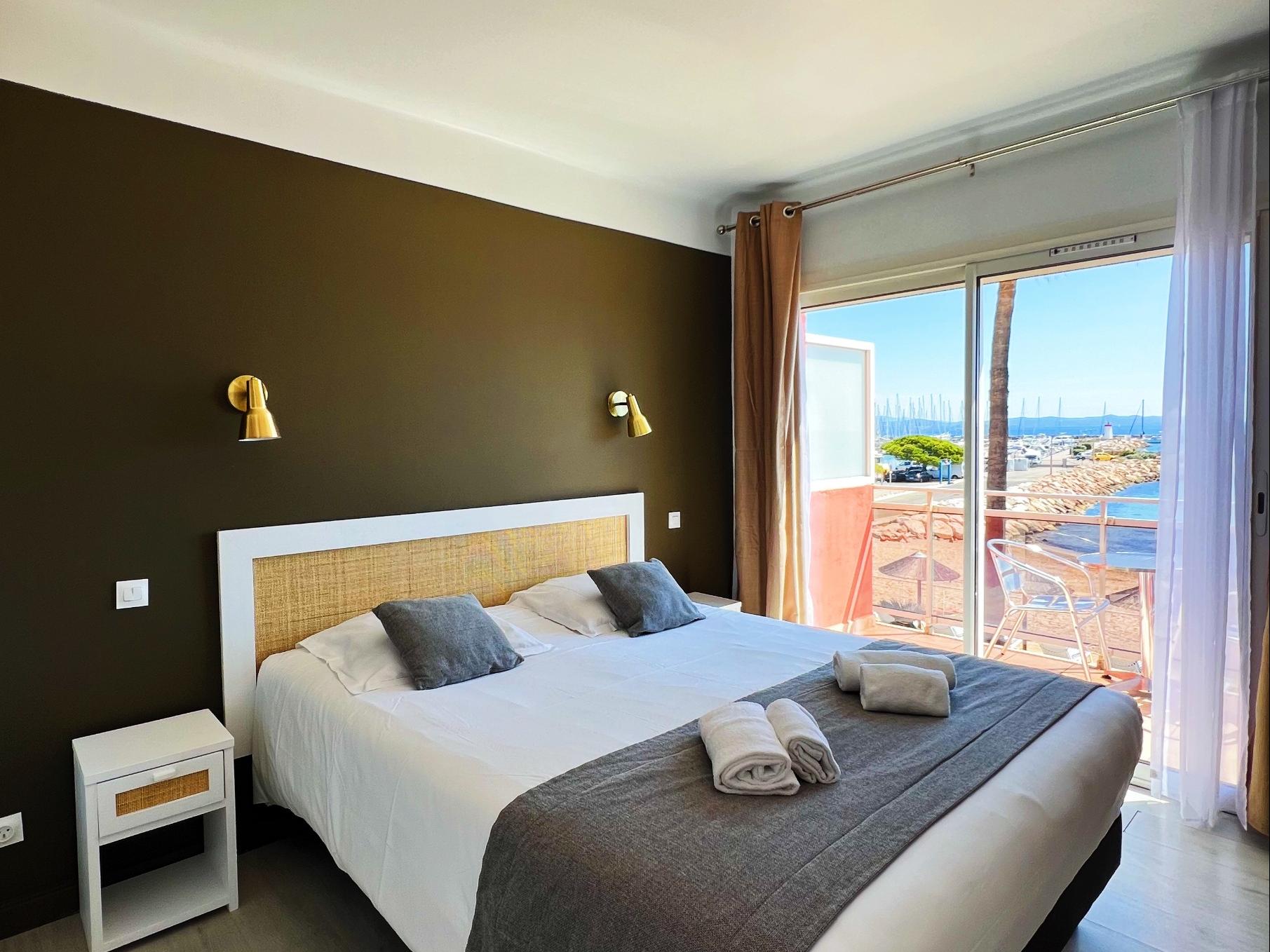 Cit\'Hotel la Potinière