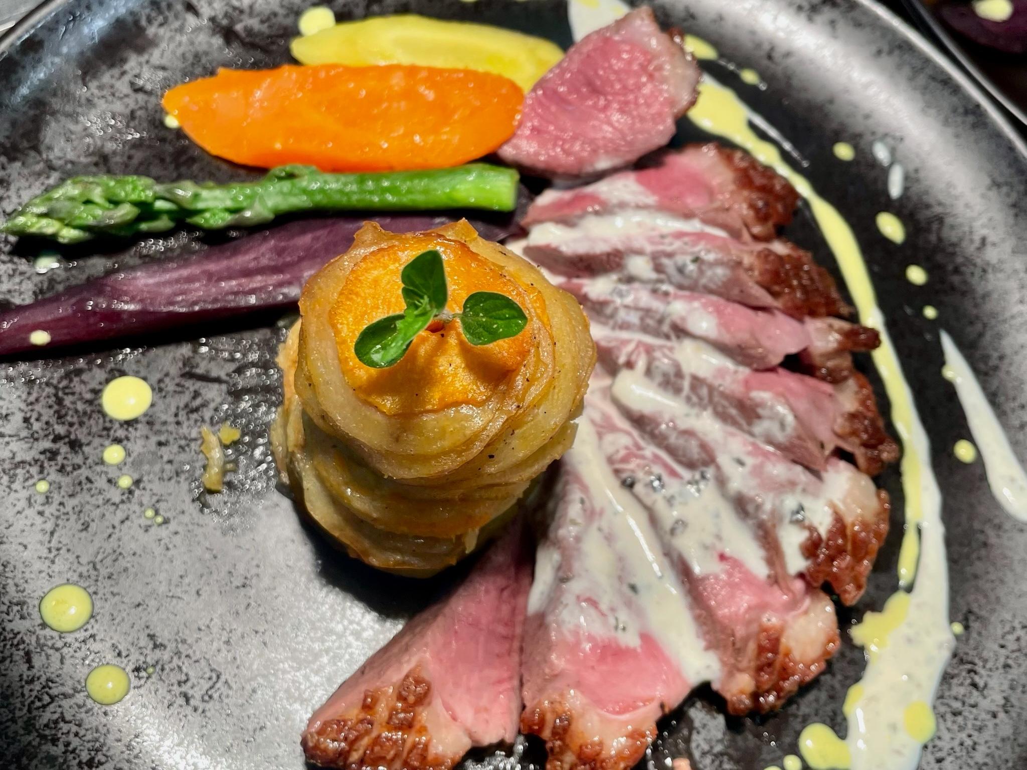 Logis Hôtel Domaine les Falaises