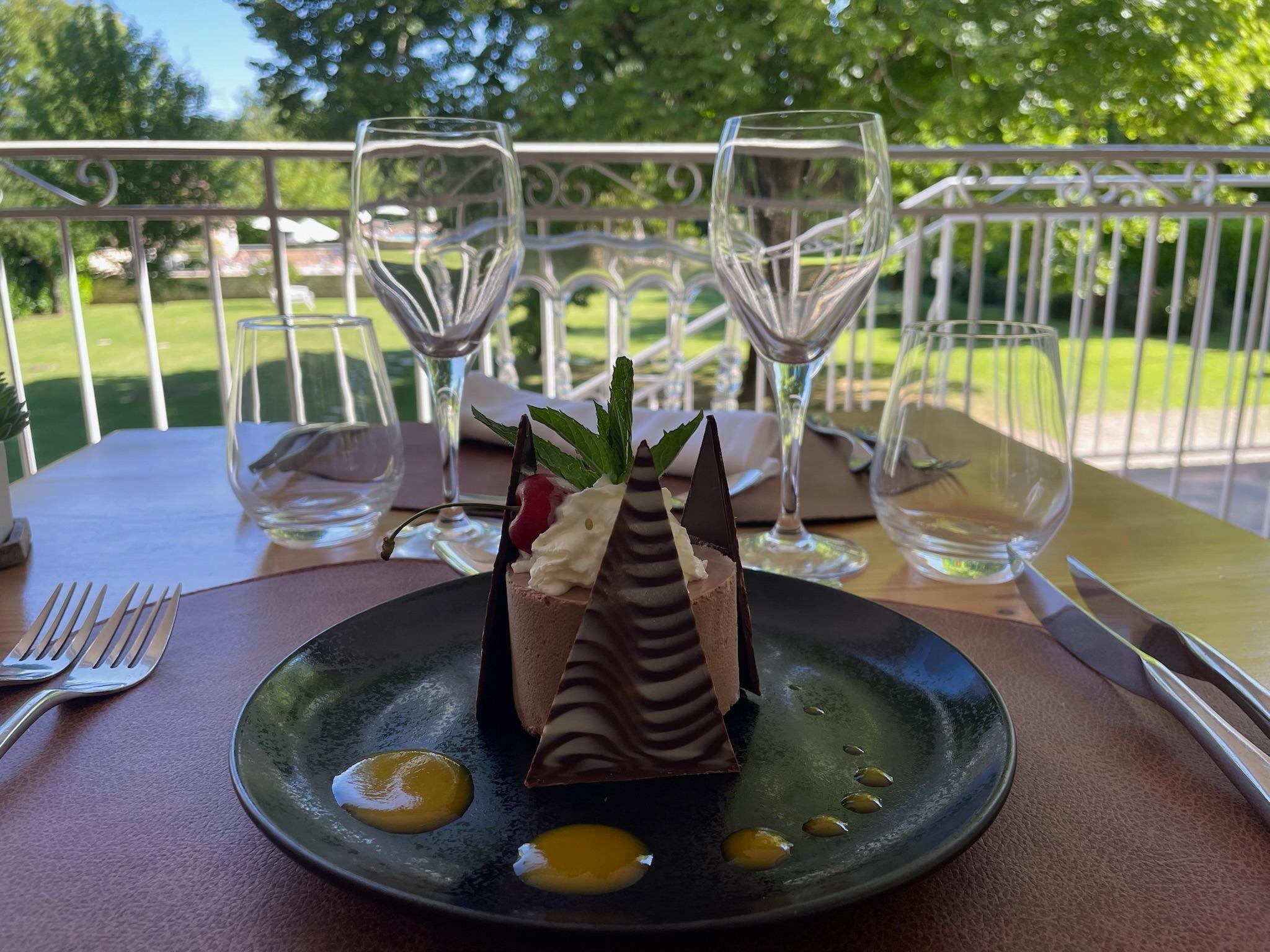 Logis Hôtel Domaine les Falaises