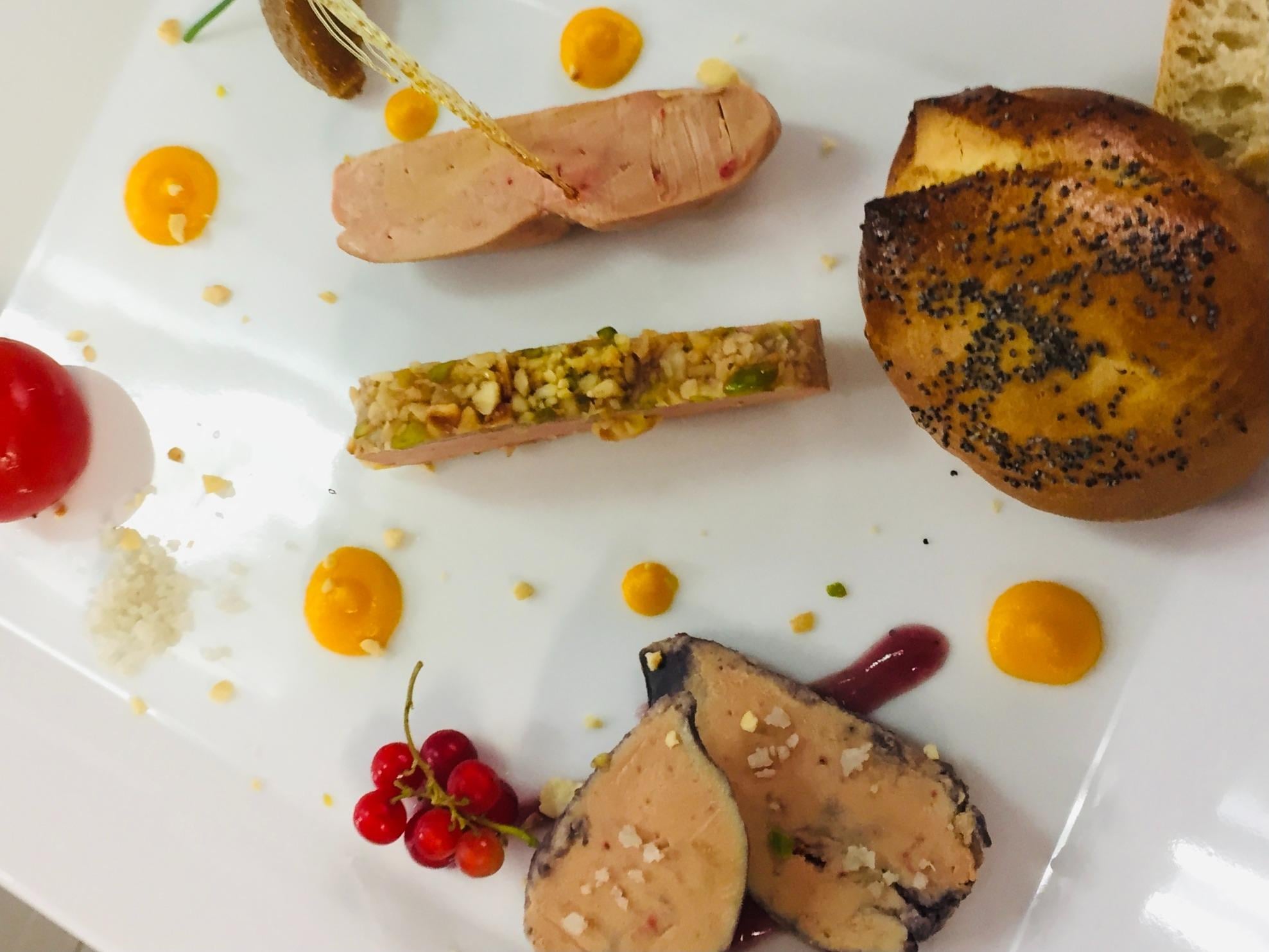 Logis Hôtel Domaine les Falaises