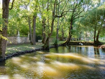 Logis Hôtel le Logis du Péré