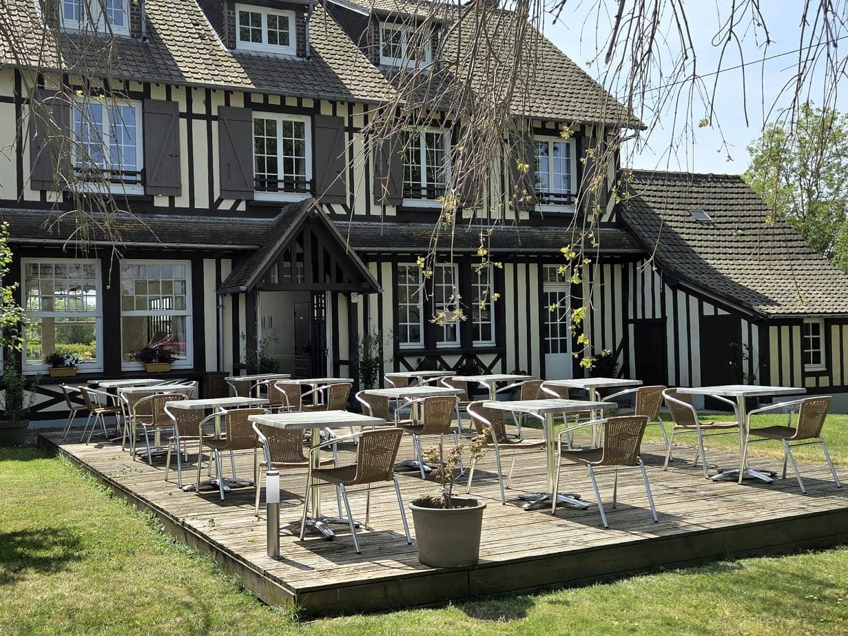 Logis Hôtel Auberge des Aulnettes