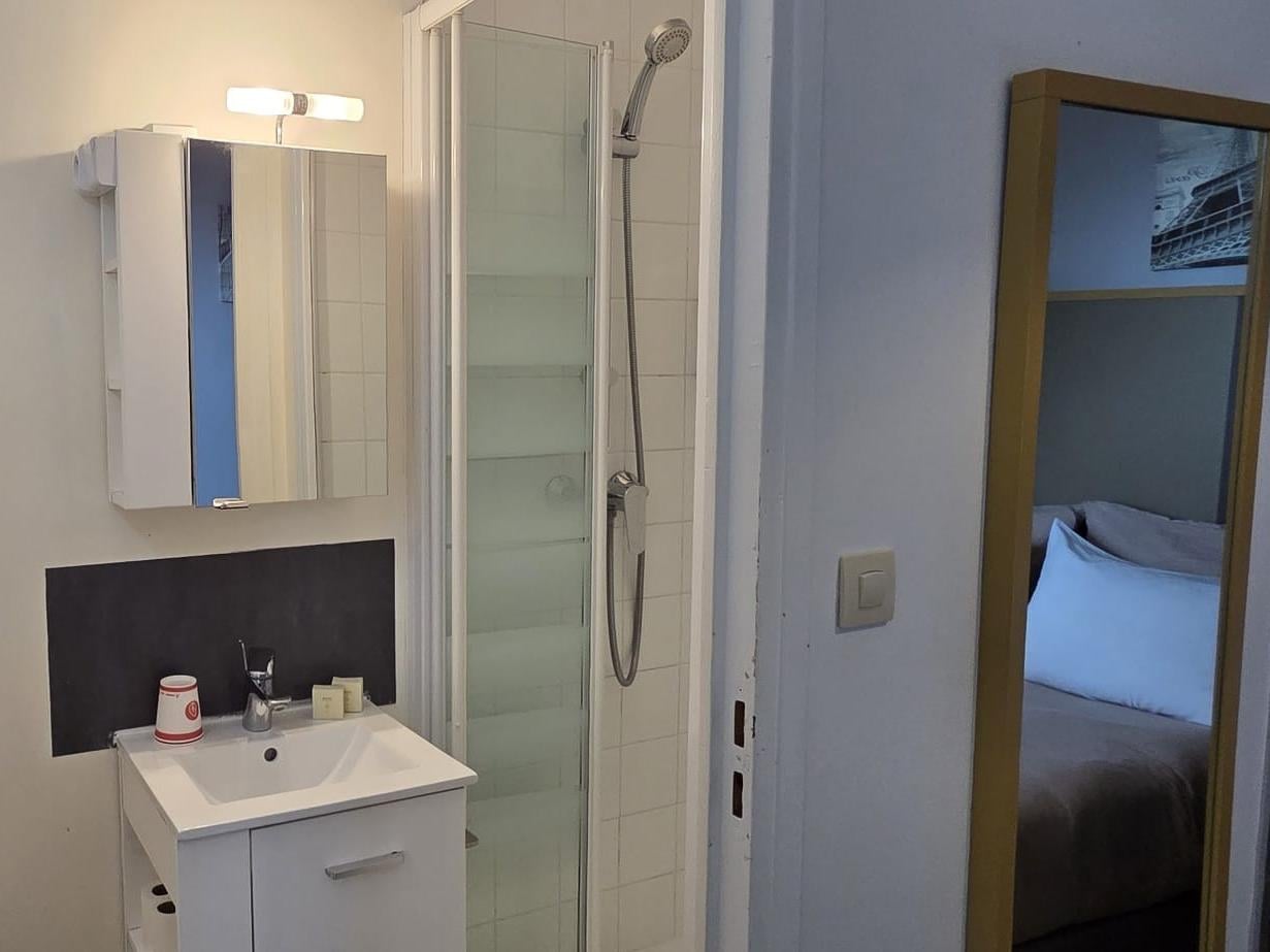 Logis Hôtel Auberge des Aulnettes