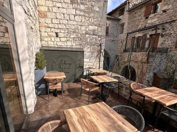 Logis Hôtel Auberge du Vieux Lanas