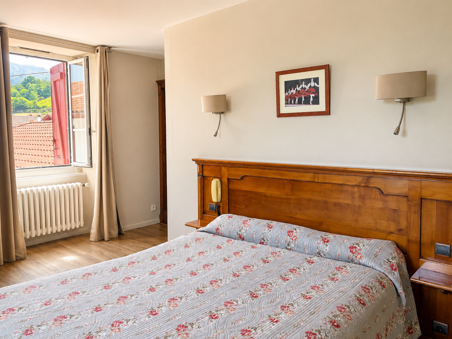 Logis Hôtel Eskualduna