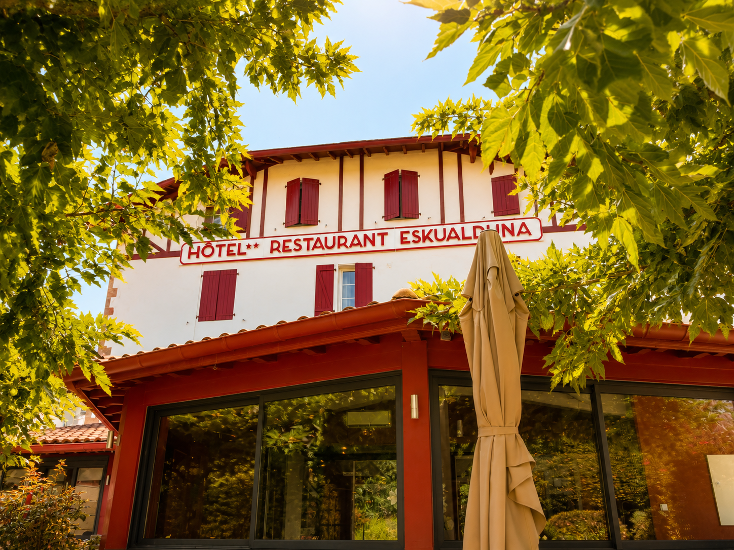 Logis Hôtel Eskualduna