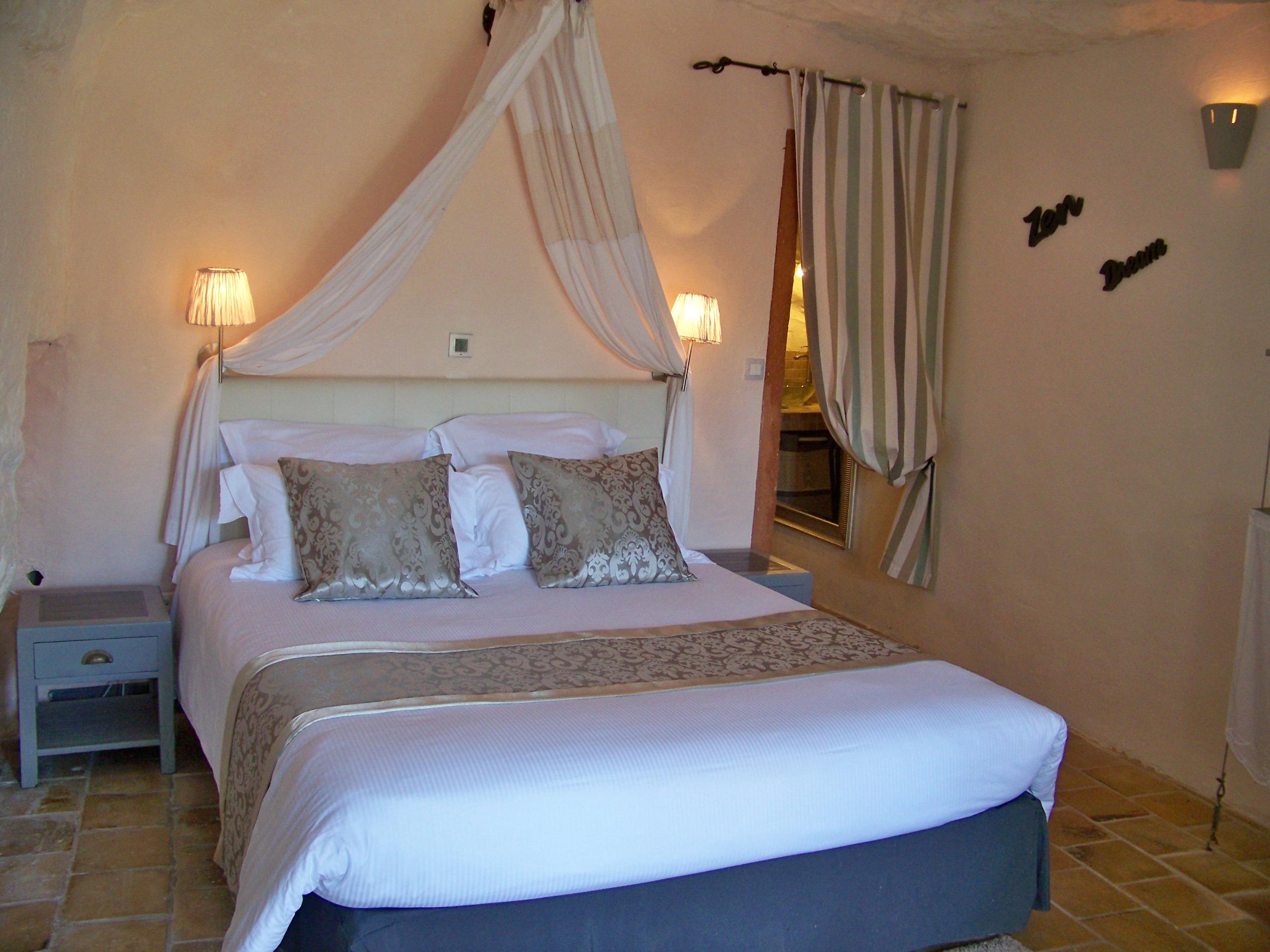 Logis Hôtel Troglododo