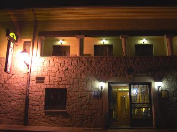 Logis Hotel Arco San Vicente - hotel-arco-san-vicente-chambres-avila-990466