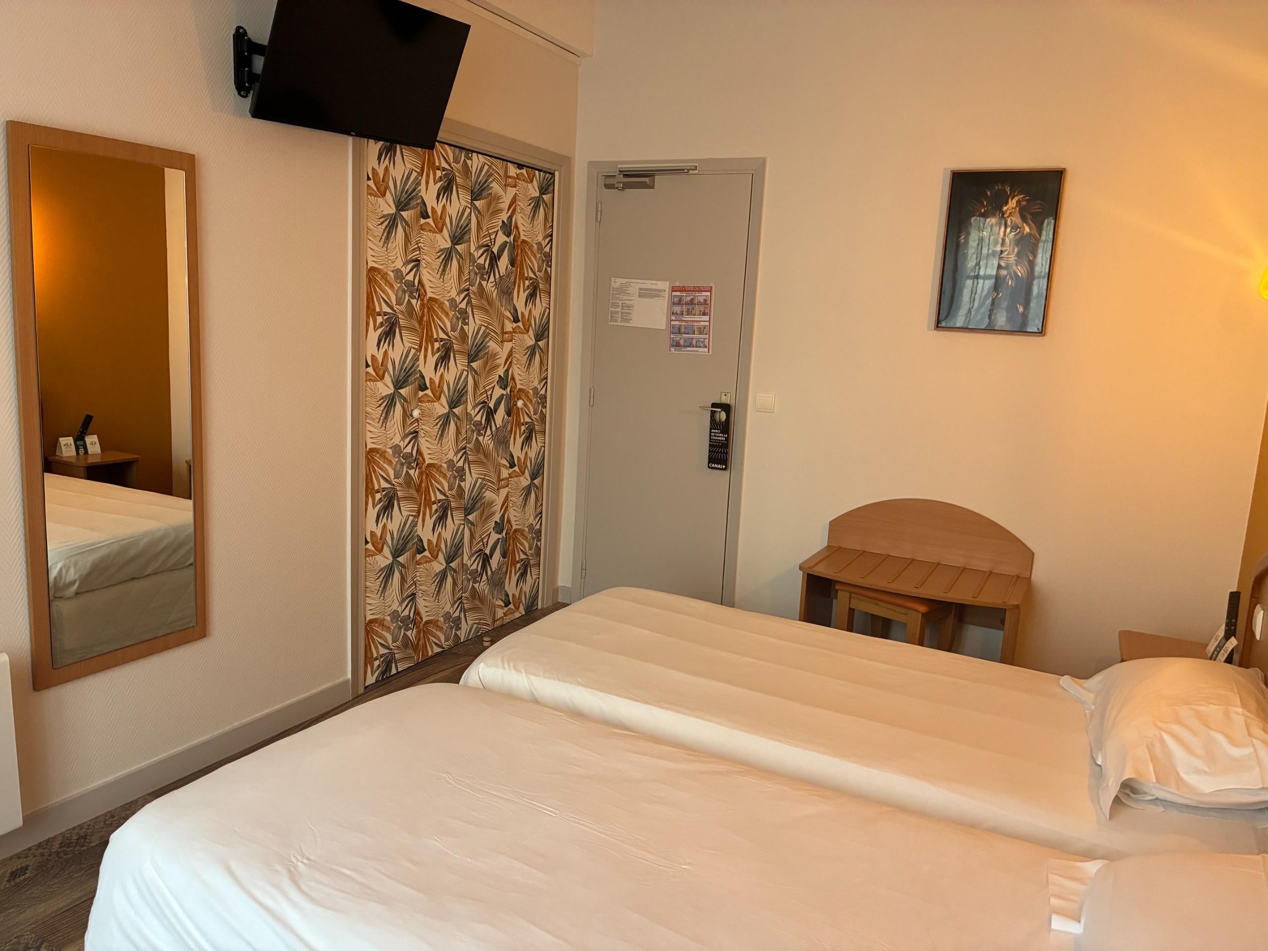 Logis Hôtel du Commerce