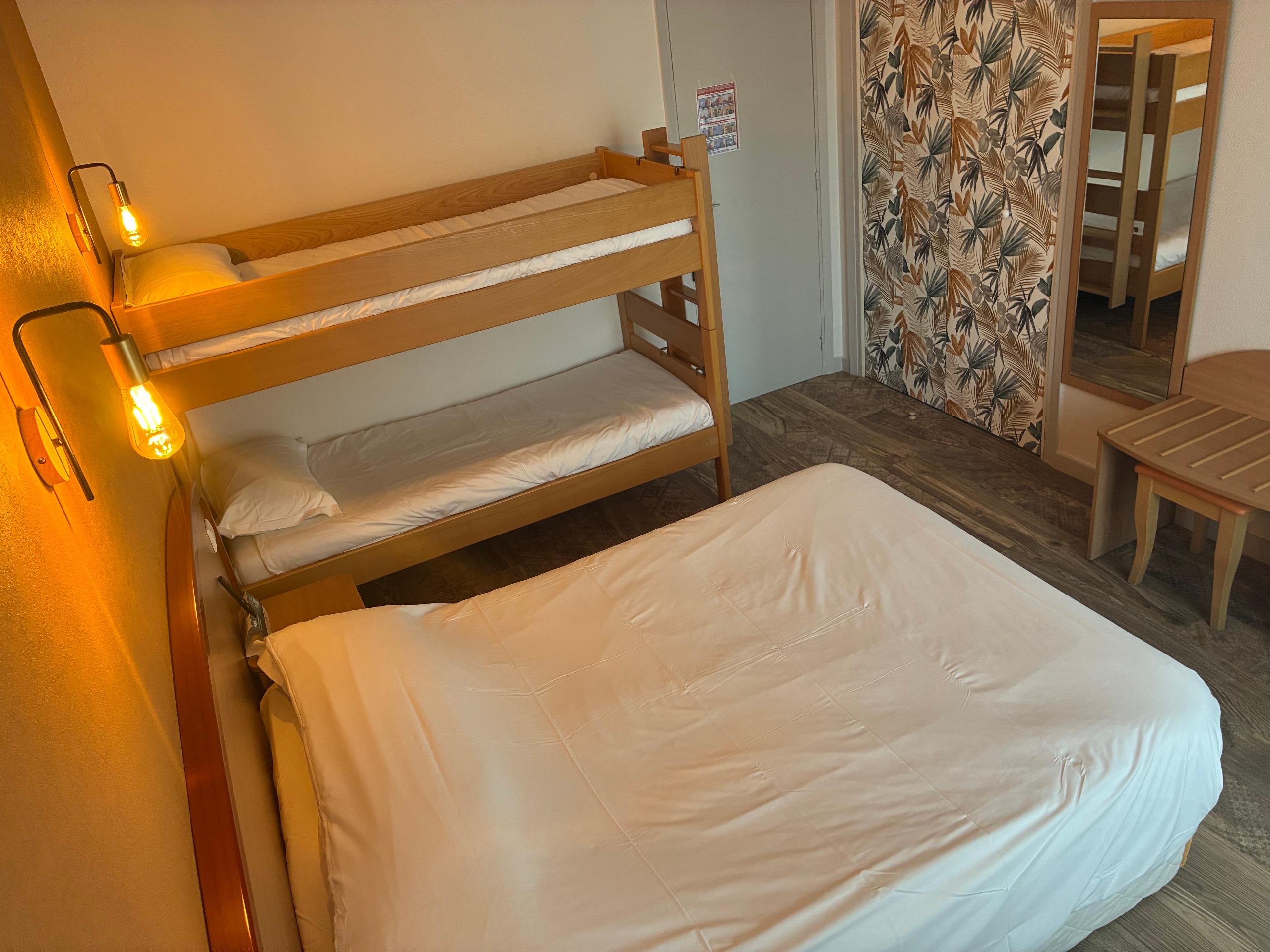 Logis Hôtel du Commerce