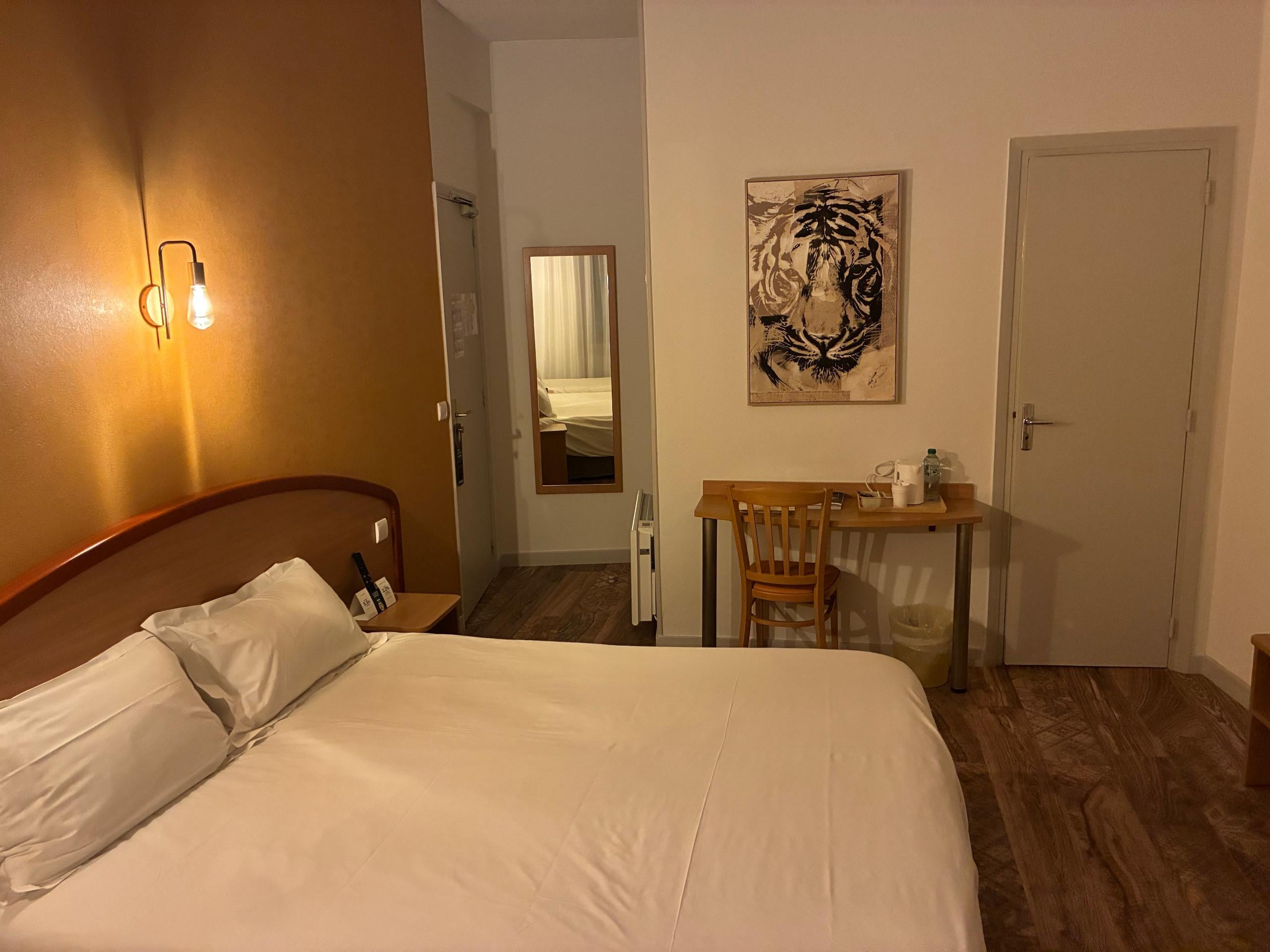 Logis Hôtel du Commerce