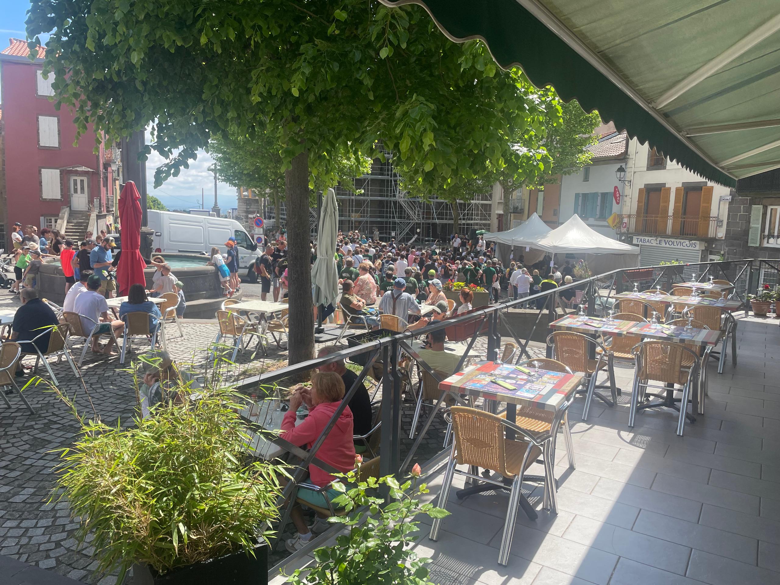 Logis Hôtel du Commerce