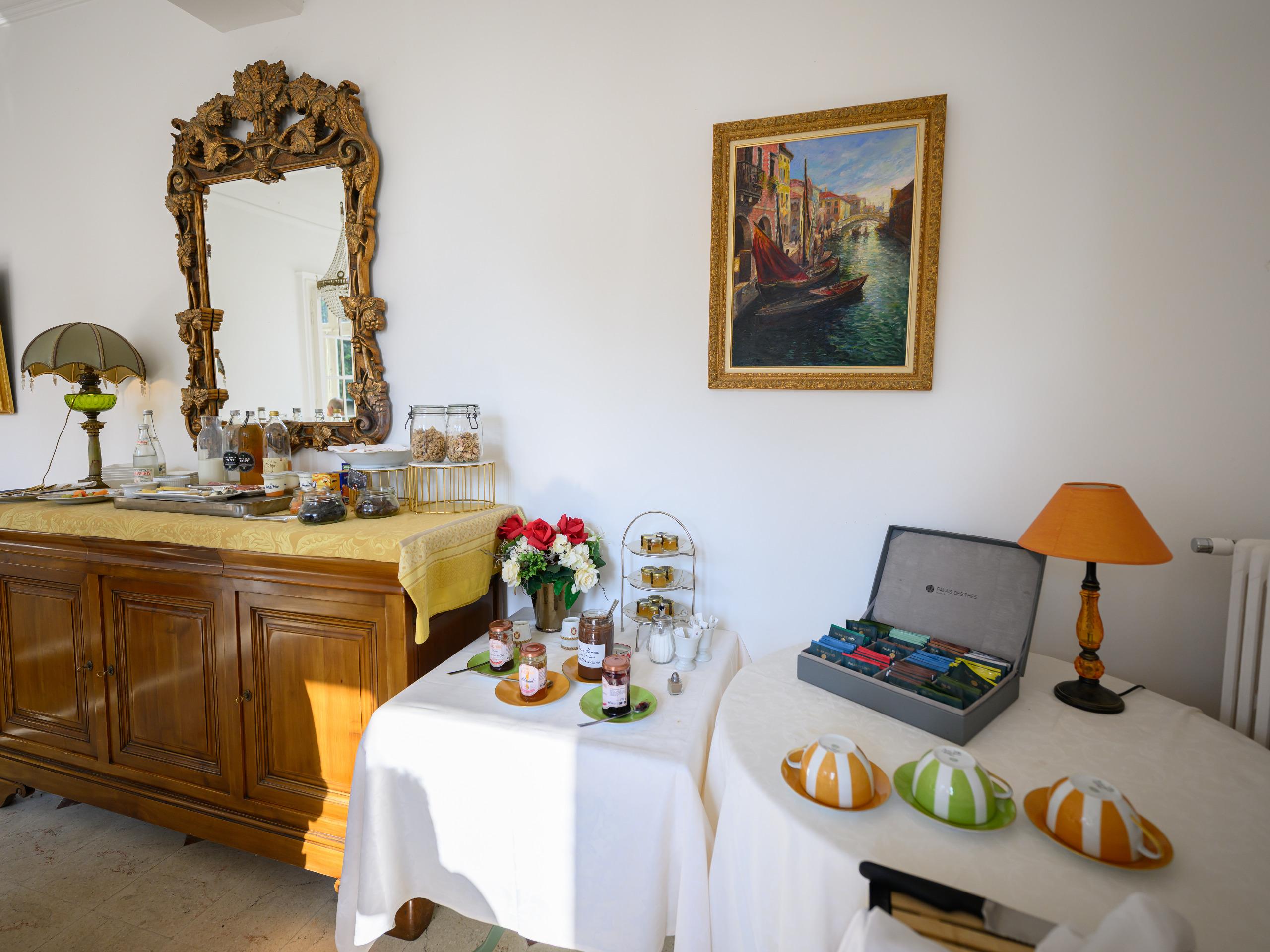 Logis Hôtel Château de la Marjolaine