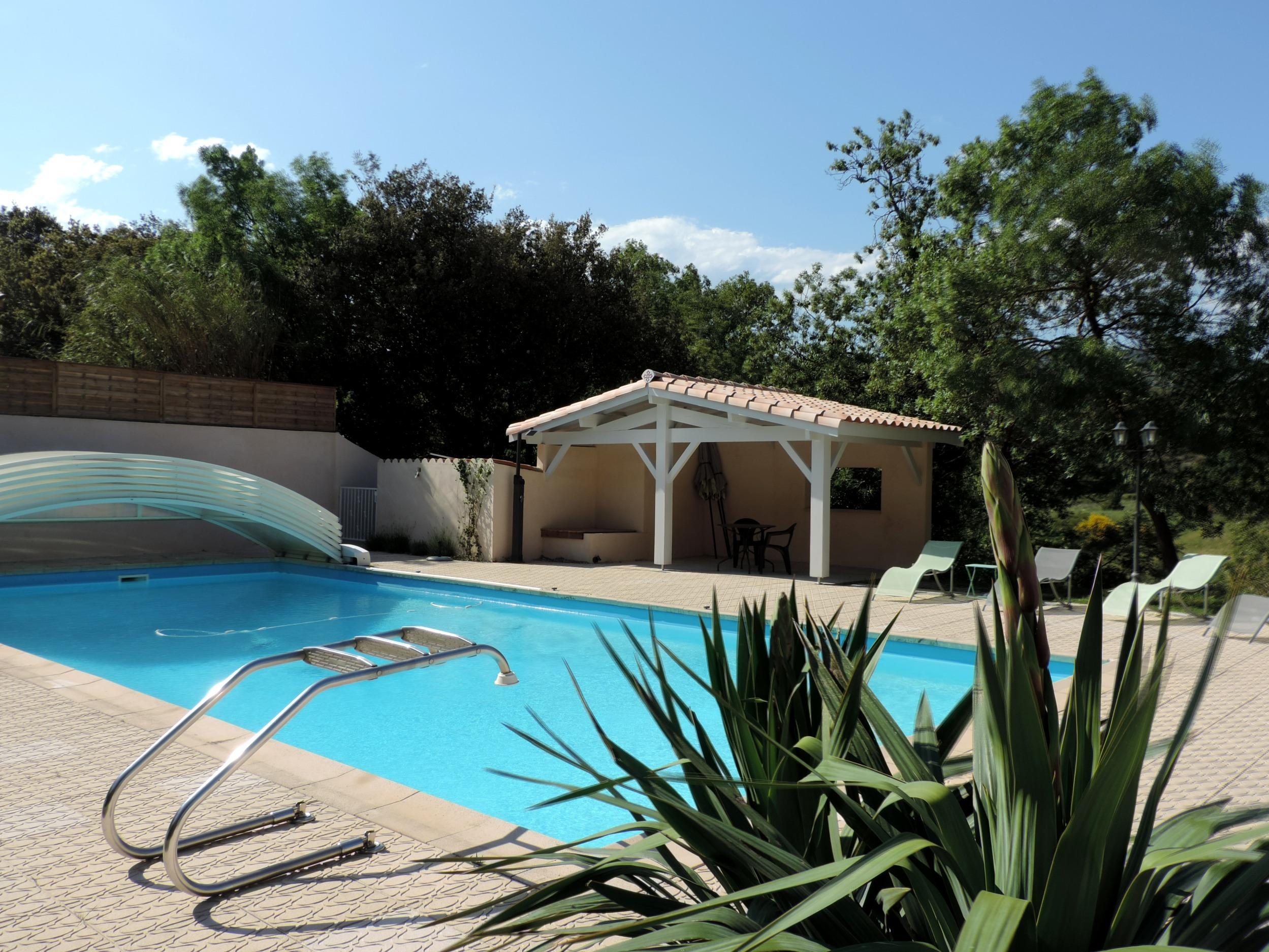Hotel Le Chatelet Saint Paul De Fenouillet