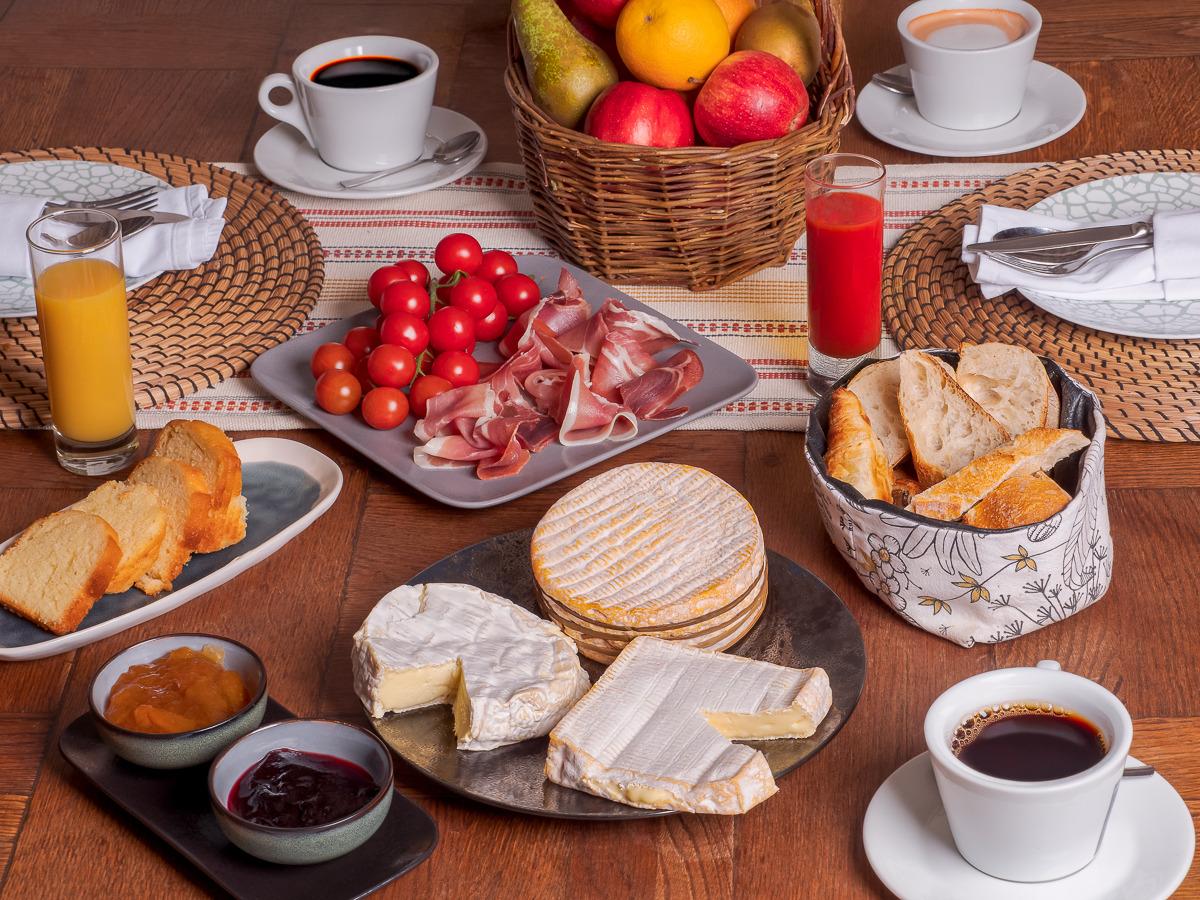 Logis Hôtel Auberge du Cheval Blanc