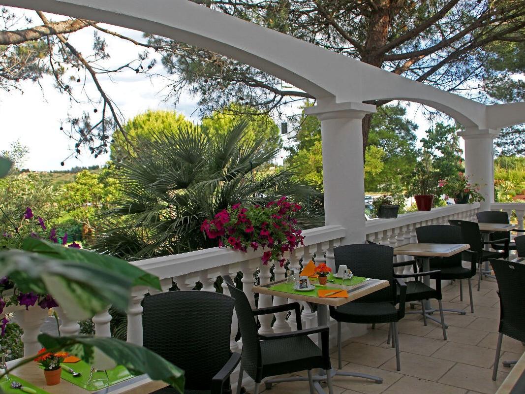 Le Sarac Hôtel & Business